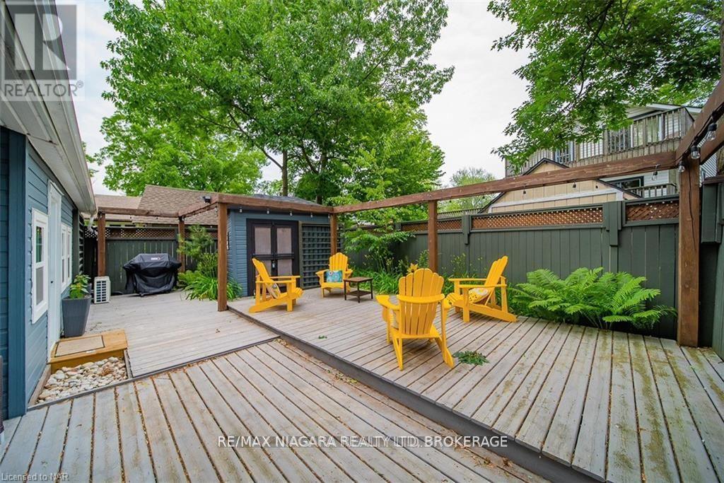 343 Cambridge Road W, Fort Erie, Ontario  L0S 1B0 - Photo 9 - X12469640