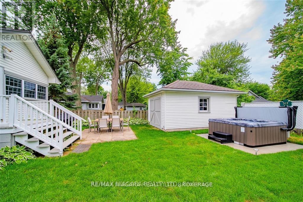 317 Lakewood Avenue, Fort Erie, Ontario  L0S 1B0 - Photo 15 - X12469641