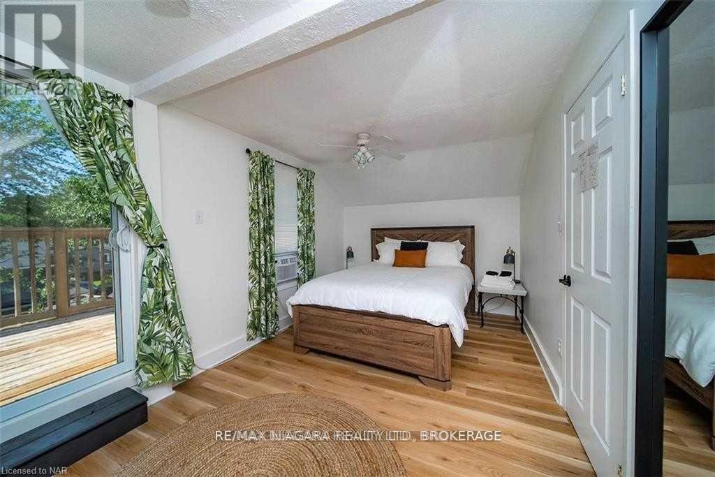 248 Lincoln Road W, Fort Erie, Ontario  L0S 1B0 - Photo 13 - X12469642