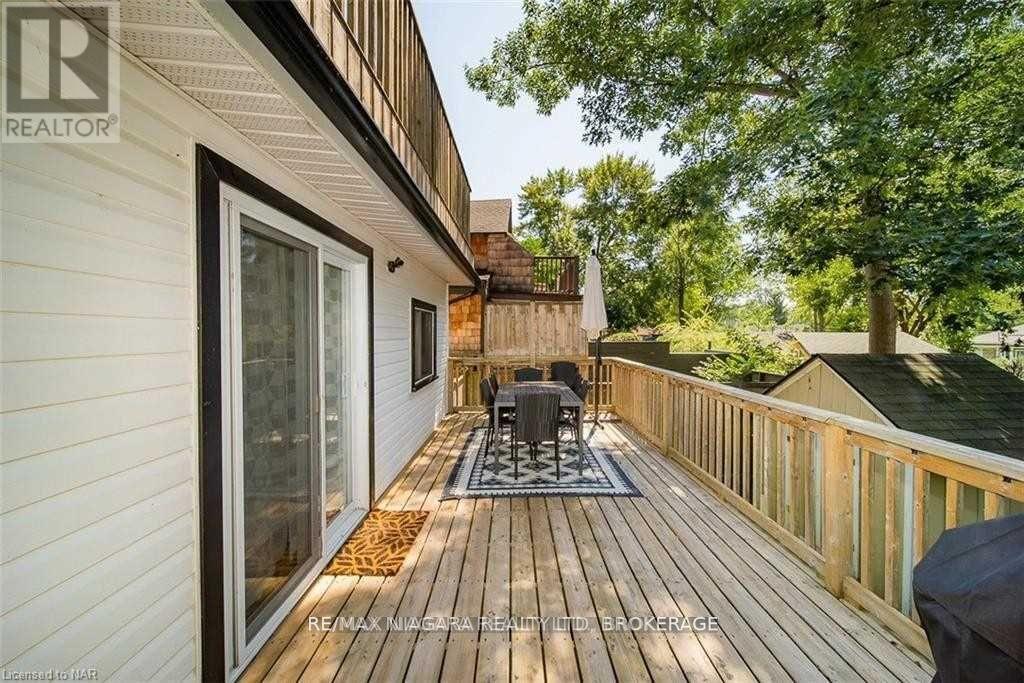 248 Lincoln Road W, Fort Erie, Ontario  L0S 1B0 - Photo 21 - X12469642