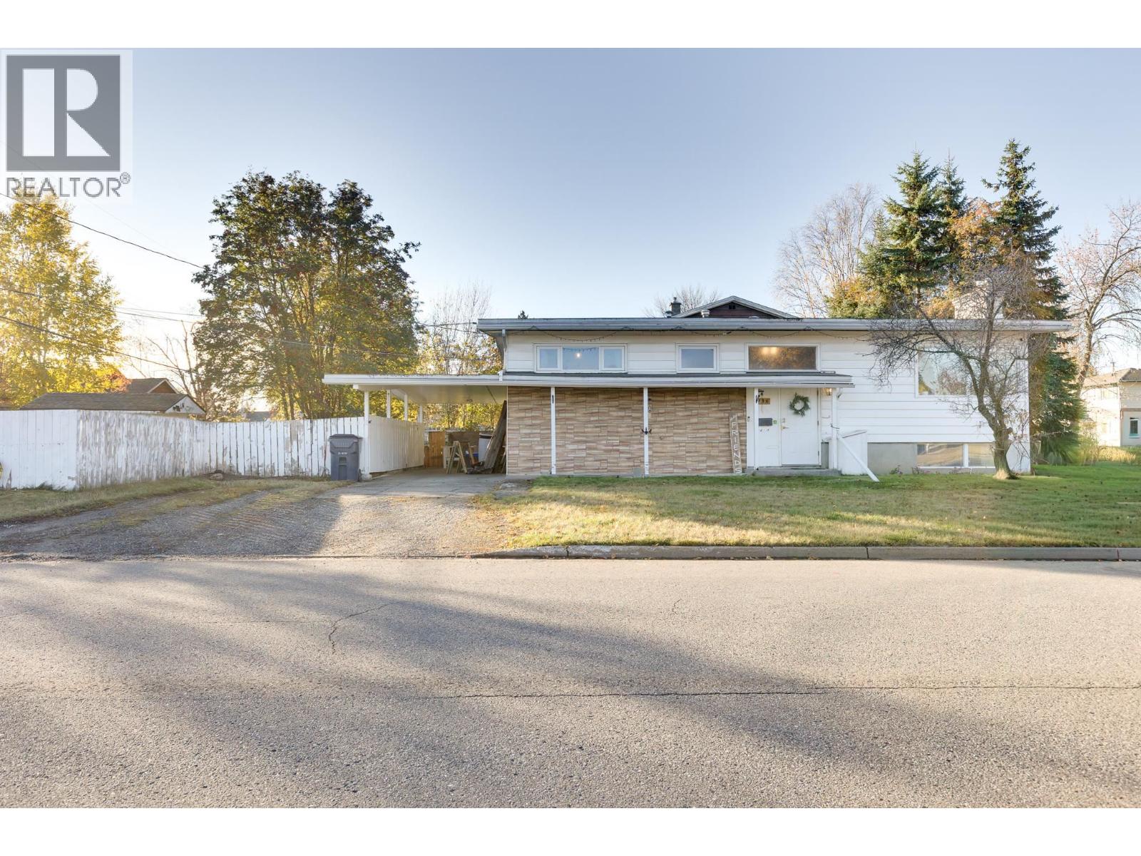 196 NICHOLSON STREET, Prince George, British Columbia