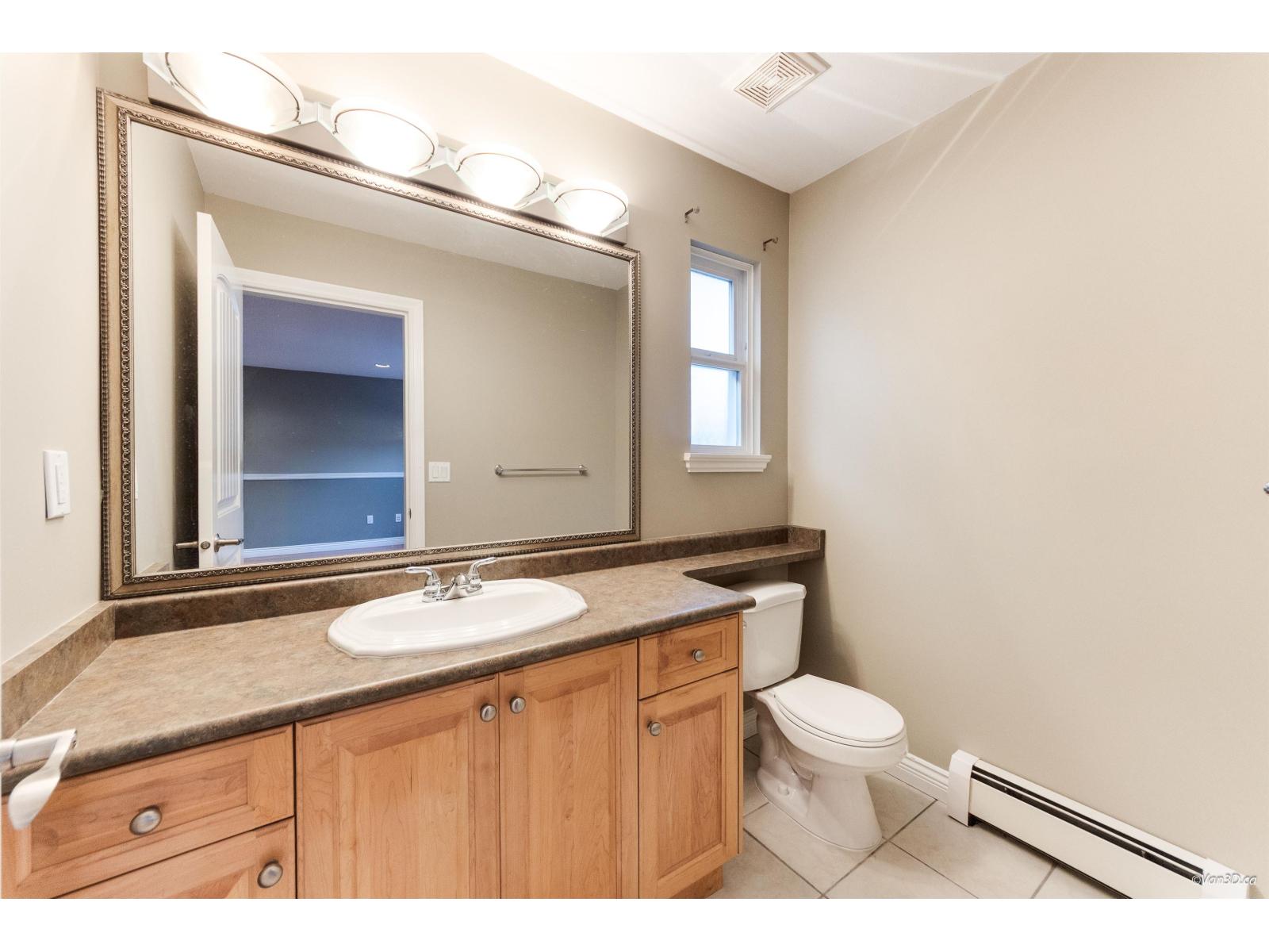 14922 102a Avenue, Surrey, British Columbia  V3R 1K9 - Photo 12 - R3059738