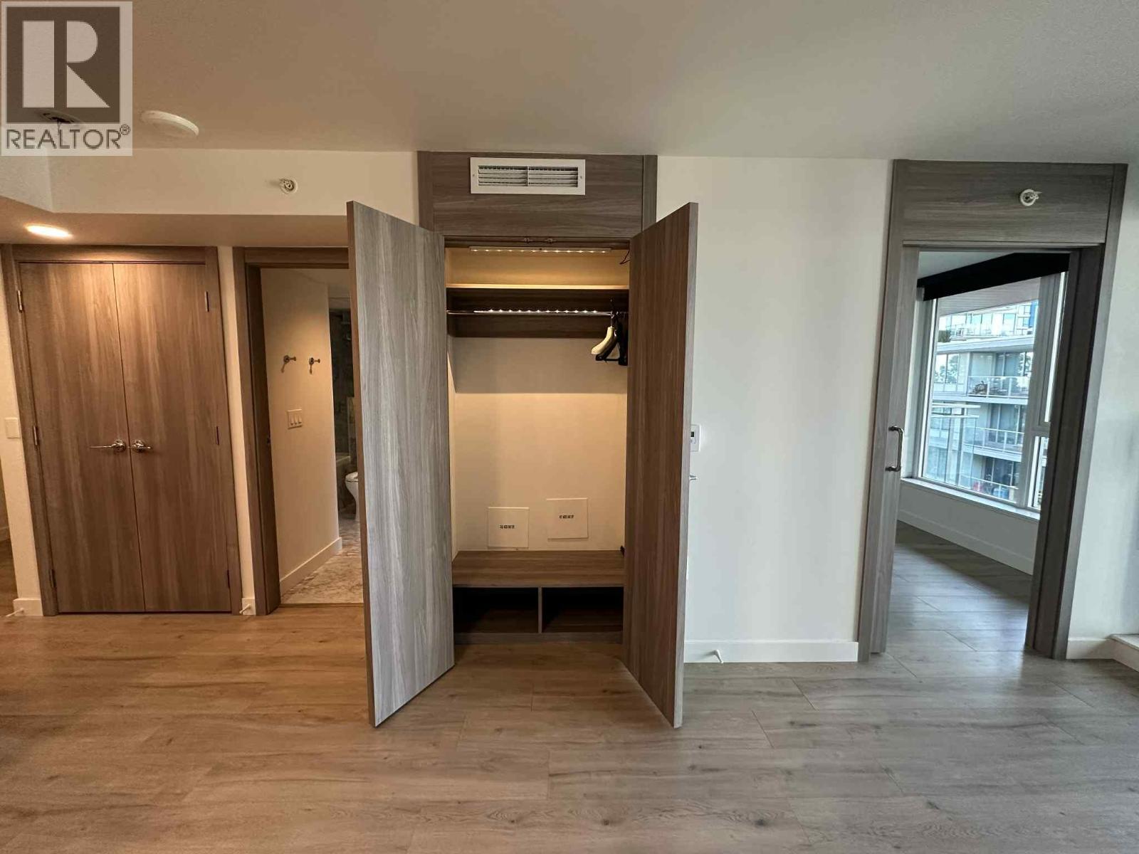 911 455 Sw Marine Drive, Vancouver, British Columbia  V5X 0H3 - Photo 8 - R3059534