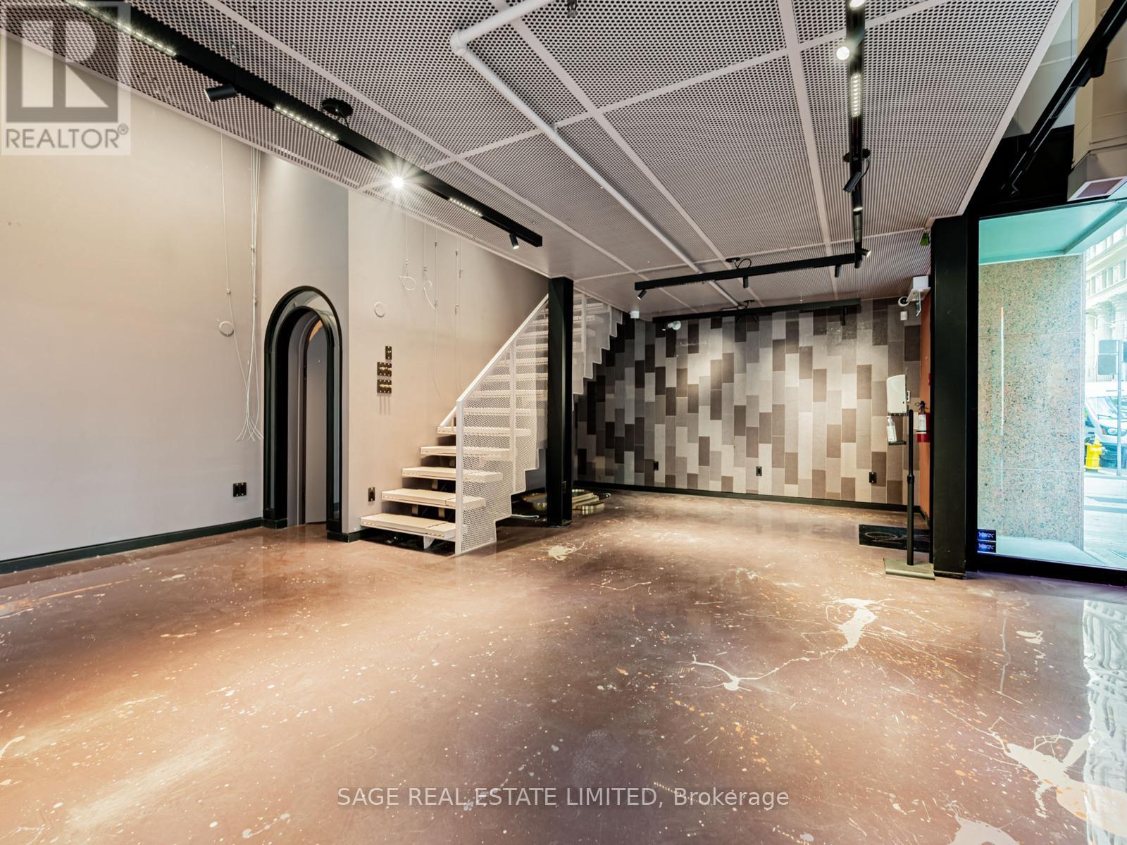 11 King Street E, Toronto, Ontario  M5E 1L4 - Photo 10 - C12468796