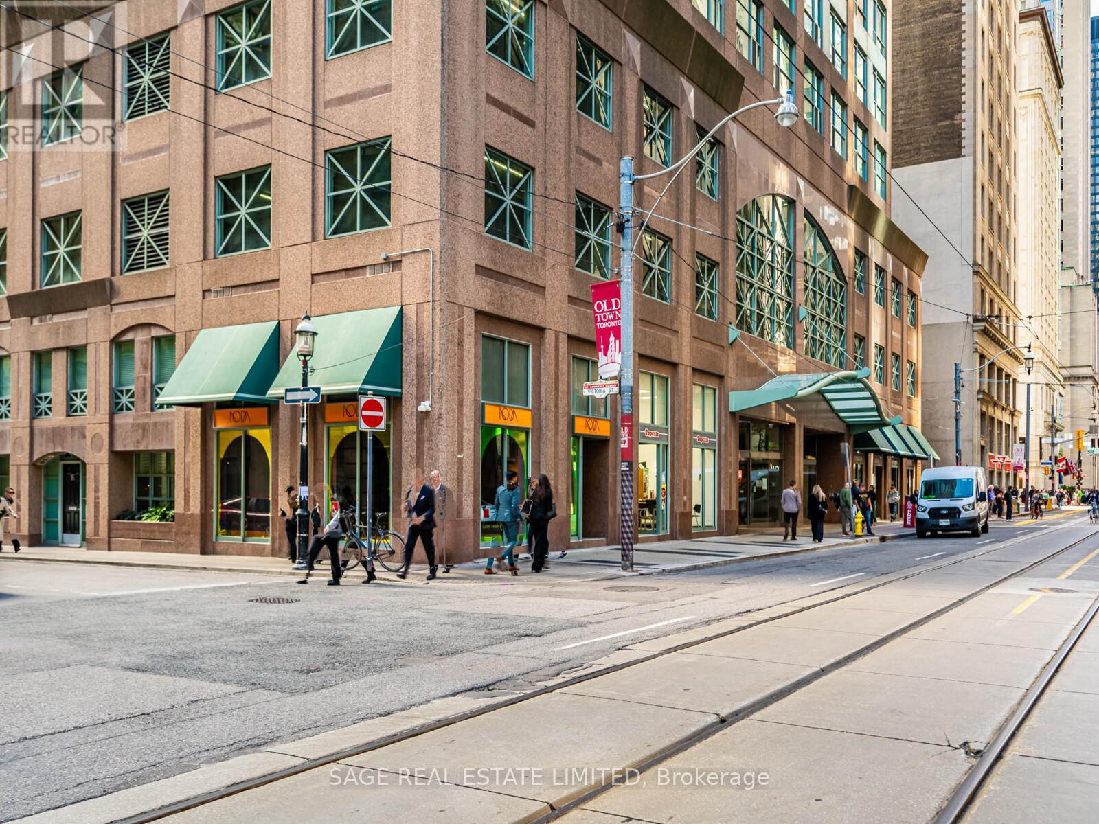 11 King Street E, Toronto, Ontario  M5E 1L4 - Photo 2 - C12468796