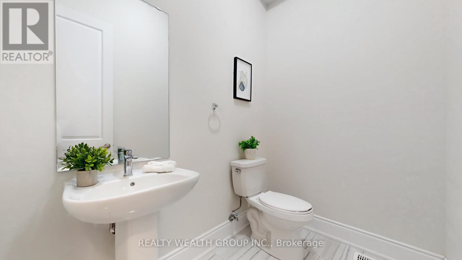 2421 Irene Crescent, Oakville, Ontario  L6H 7C5 - Photo 15 - W12469422