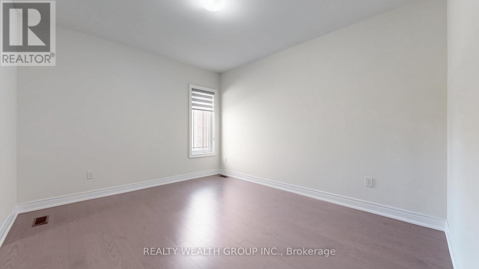 2421 Irene Crescent, Oakville, Ontario  L6H 7C5 - Photo 29 - W12469422