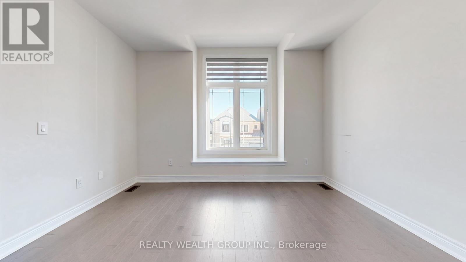 2421 Irene Crescent, Oakville, Ontario  L6H 7C5 - Photo 34 - W12469422