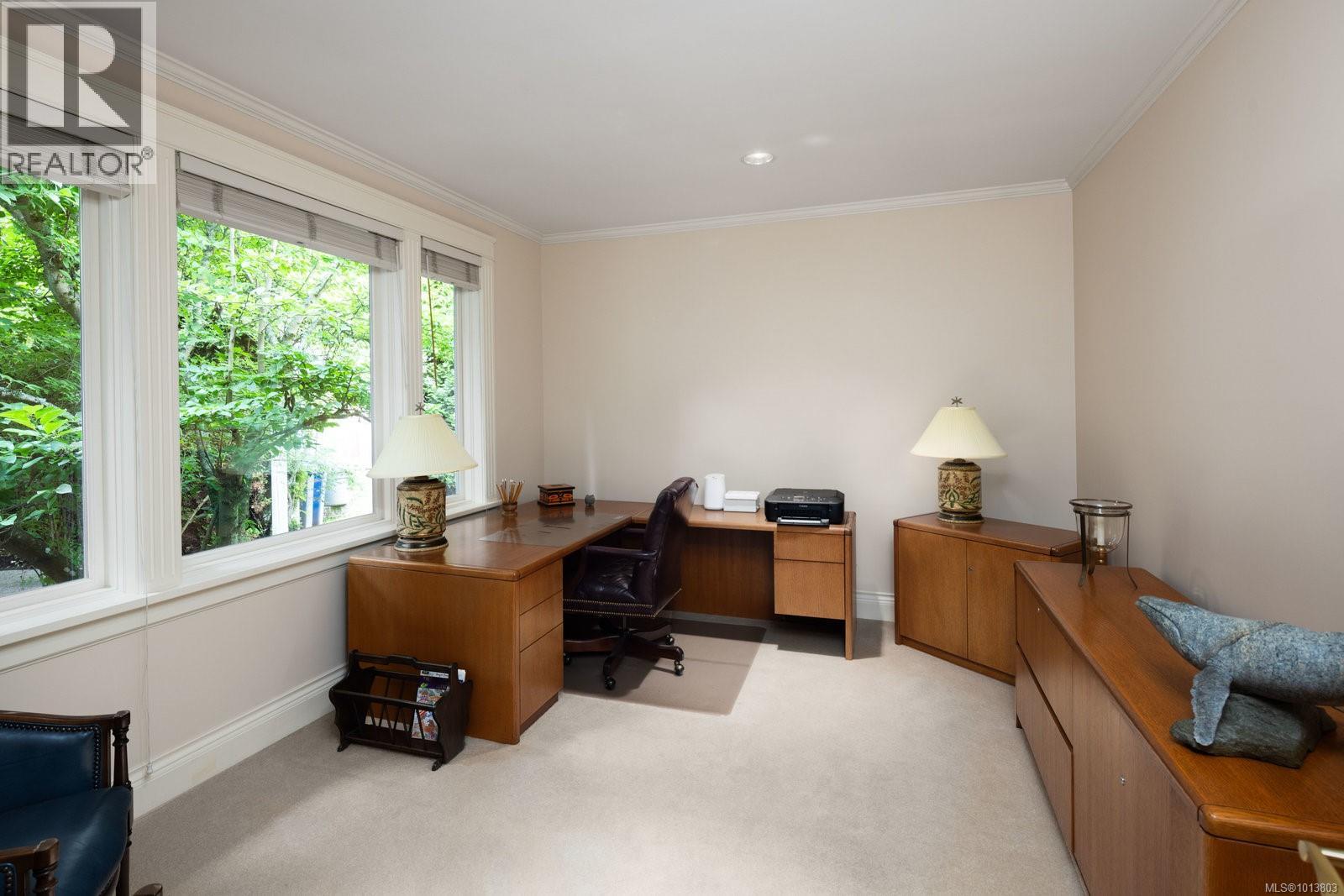 1580 Beach Dr, Oak Bay, British Columbia  V8R 6H8 - Photo 32 - 1013803