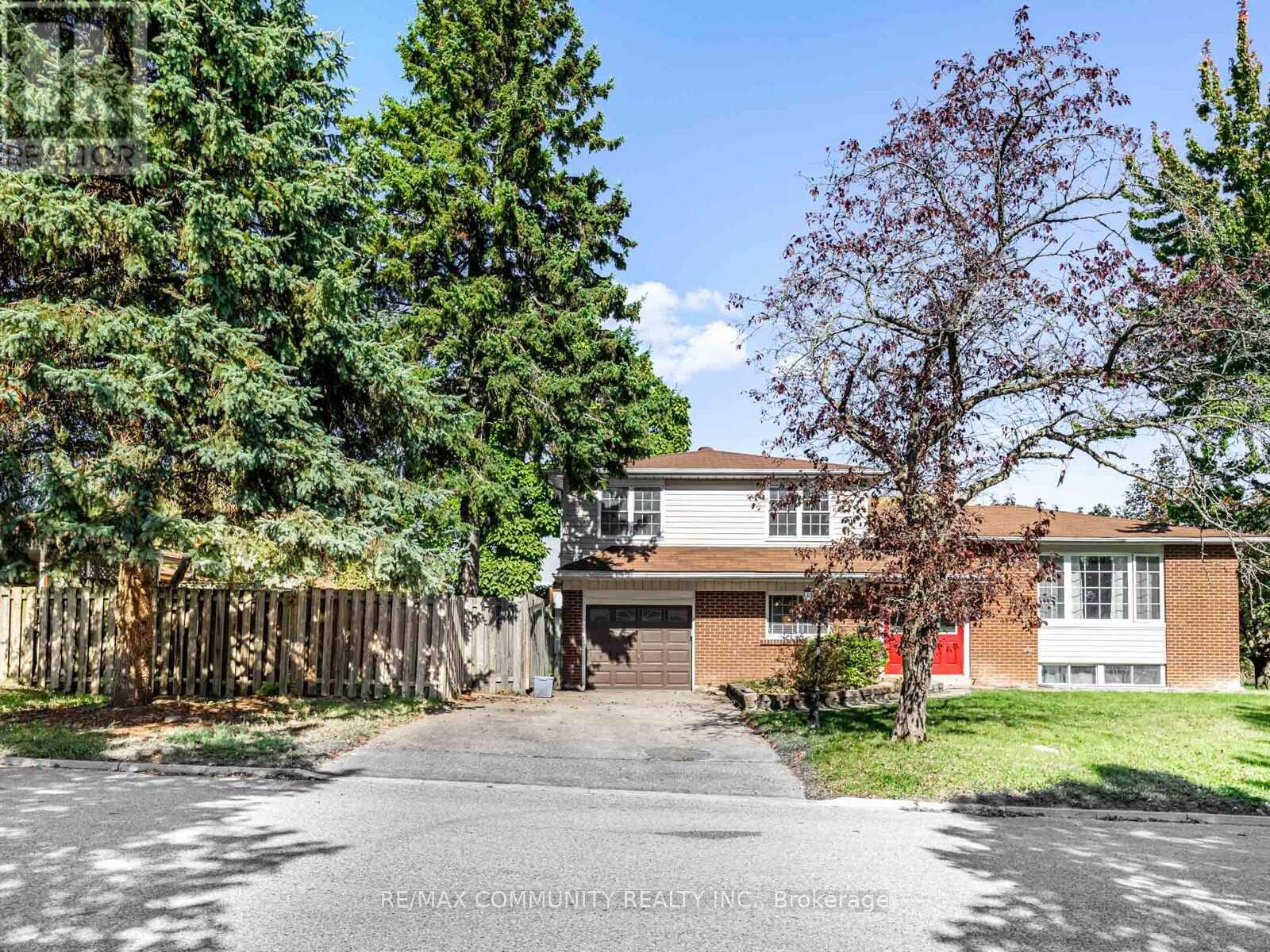 122 Bryant Road, Ajax, Ontario  L1S 2Y8 - Photo 1 - E12469668
