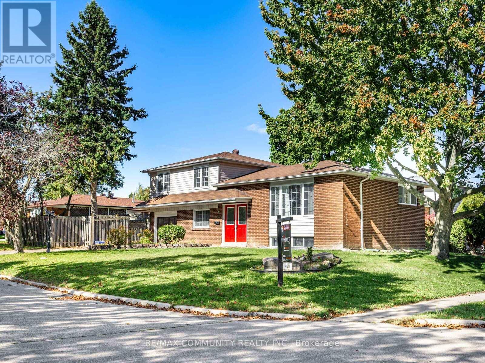 122 Bryant Road, Ajax, Ontario  L1S 2Y8 - Photo 3 - E12469668