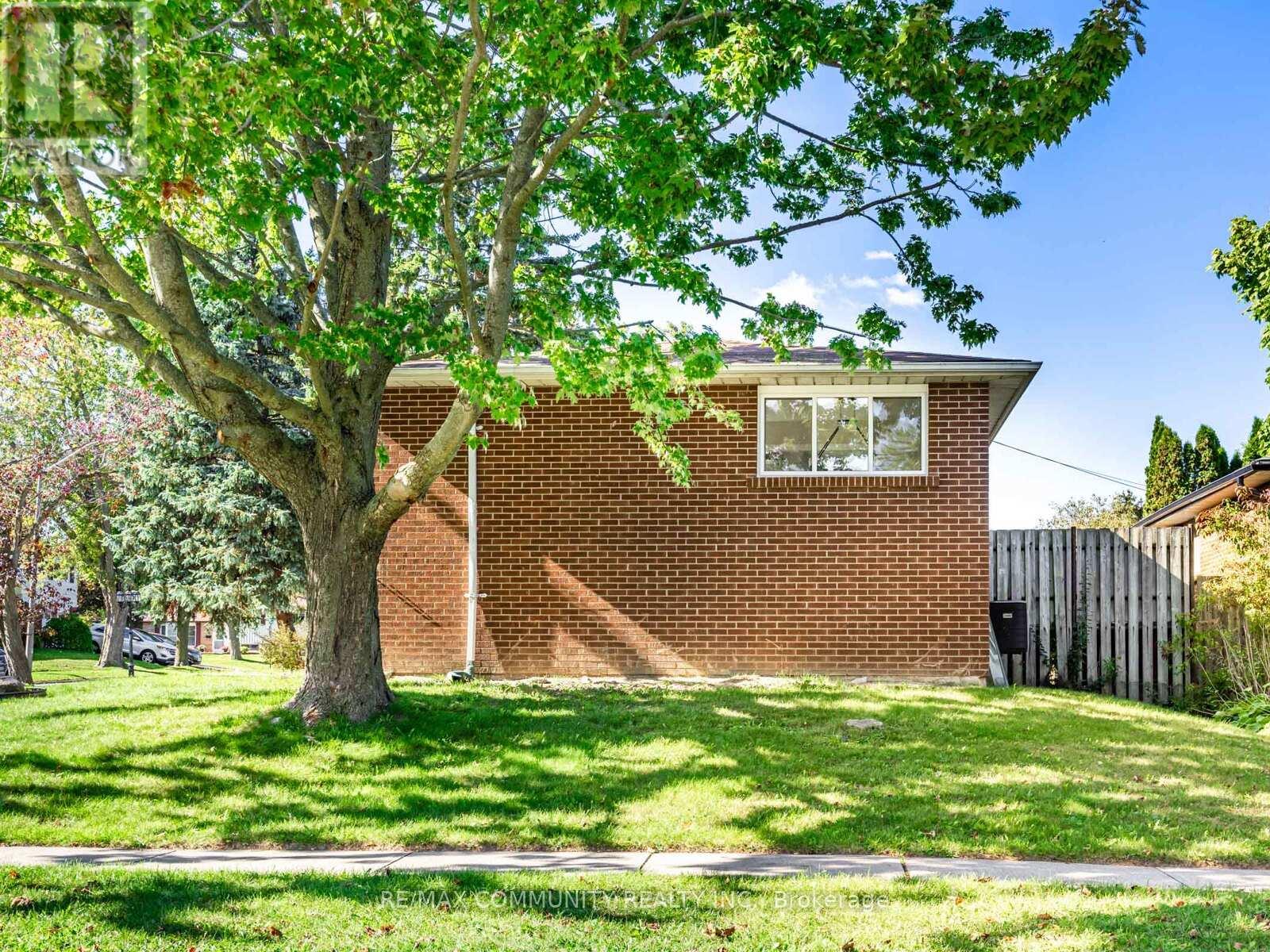 122 Bryant Road, Ajax, Ontario  L1S 2Y8 - Photo 33 - E12469668