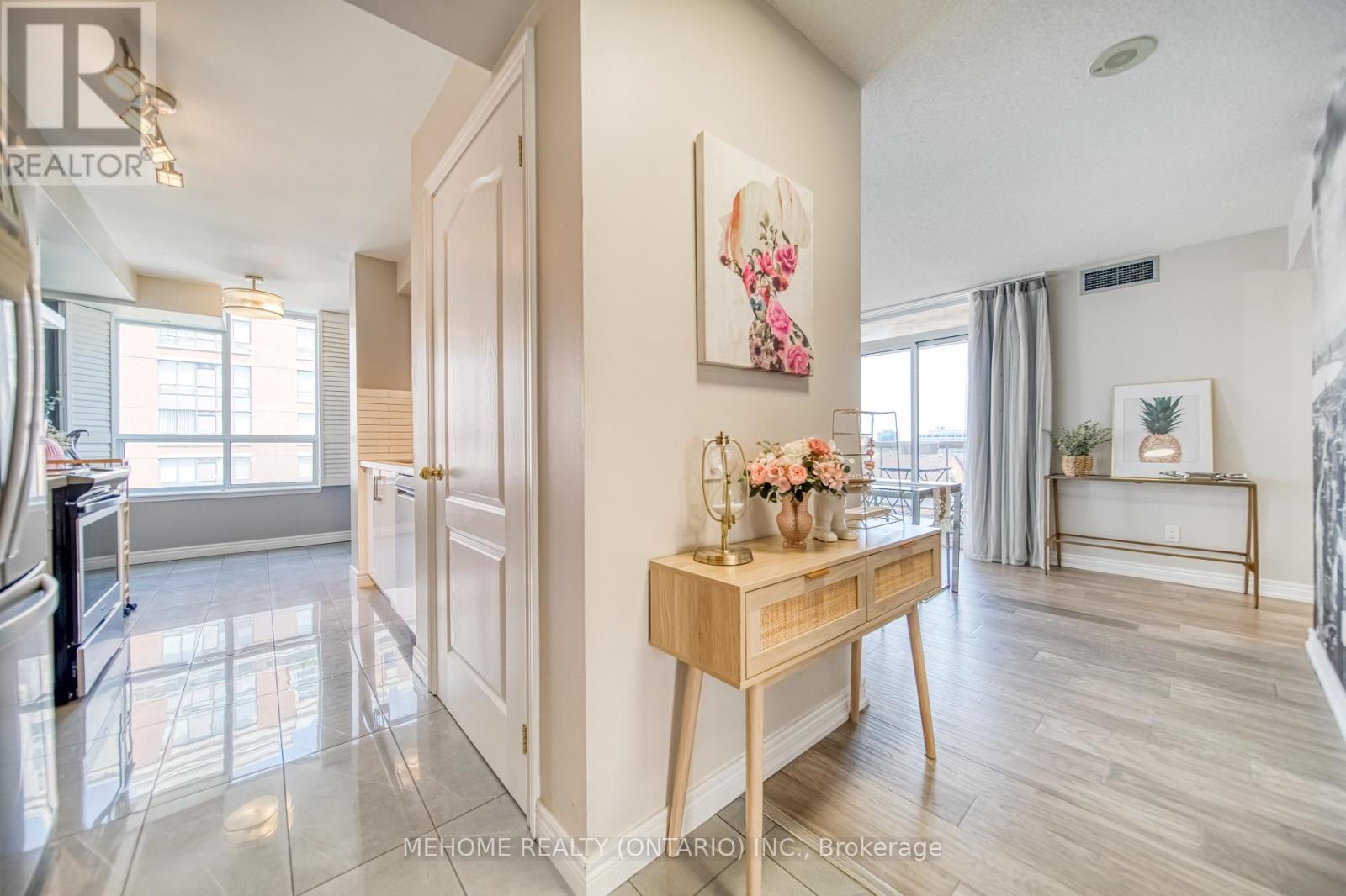 610 - 25 Times Avenue, Markham, Ontario  L3T 7X5 - Photo 10 - N12469662