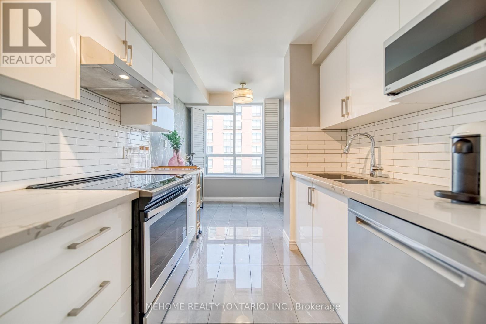 610 - 25 Times Avenue, Markham, Ontario  L3T 7X5 - Photo 11 - N12469662