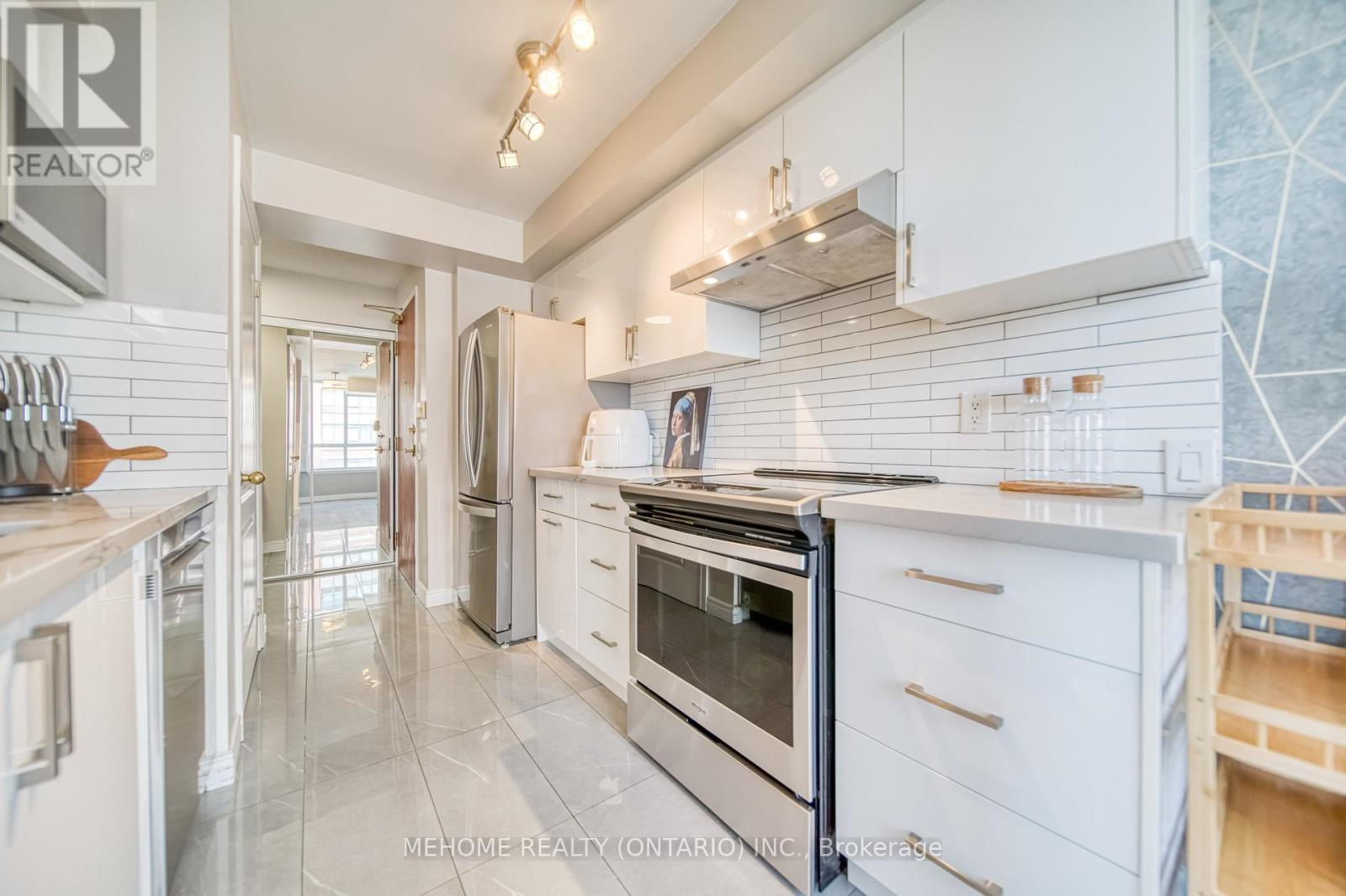 610 - 25 Times Avenue, Markham, Ontario  L3T 7X5 - Photo 13 - N12469662