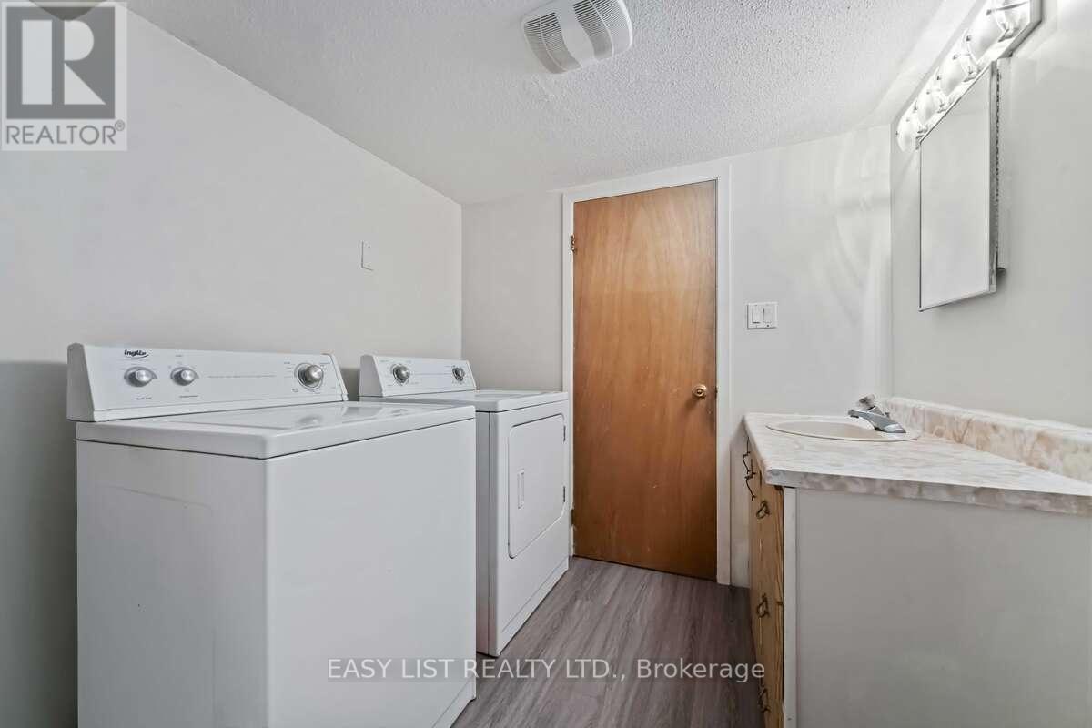 1290 St. Jean Street, Ottawa, Ontario  K1C 1N6 - Photo 22 - X12456772