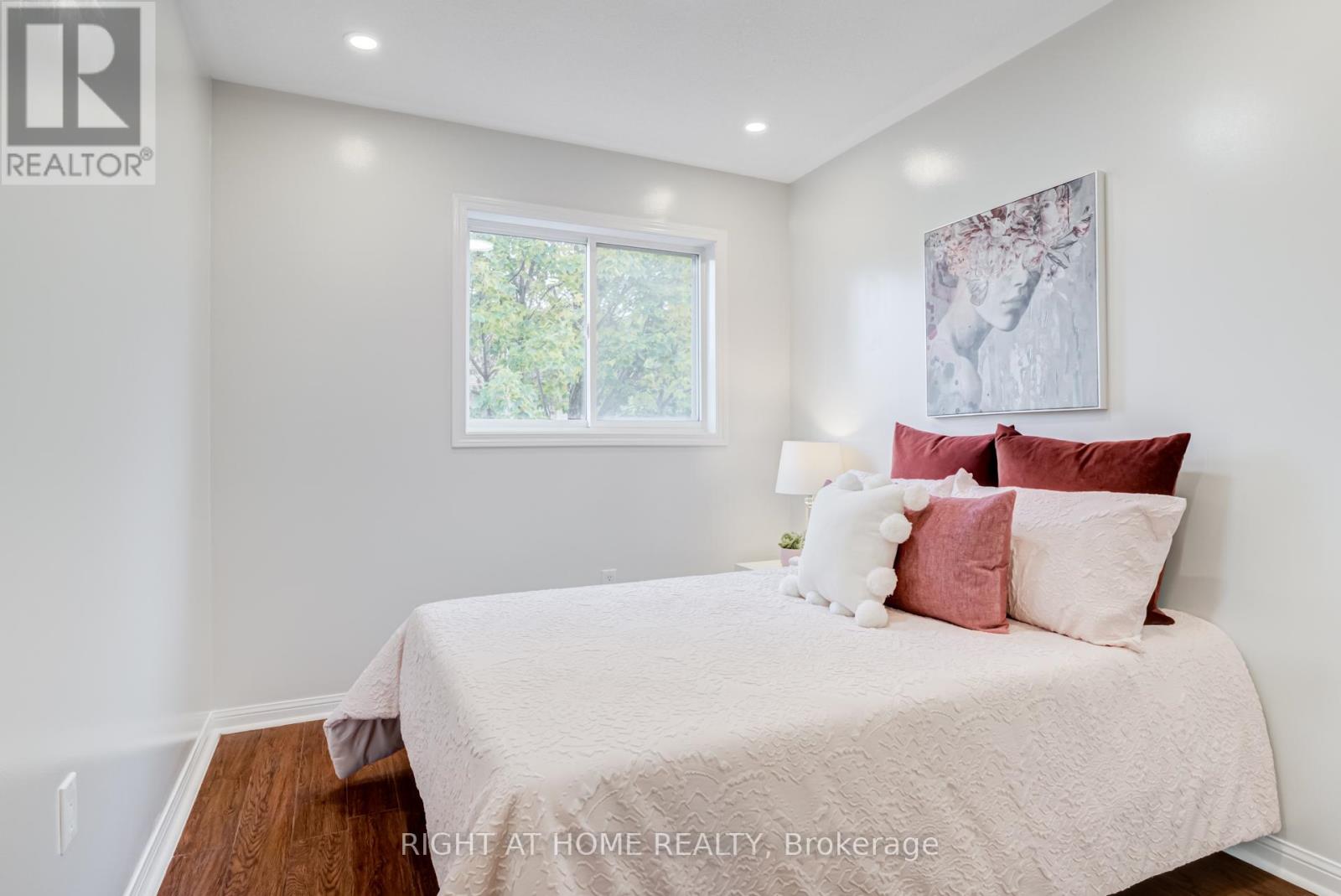 4398 Fairview Street, Burlington, Ontario  L7L 6S8 - Photo 27 - W12469631