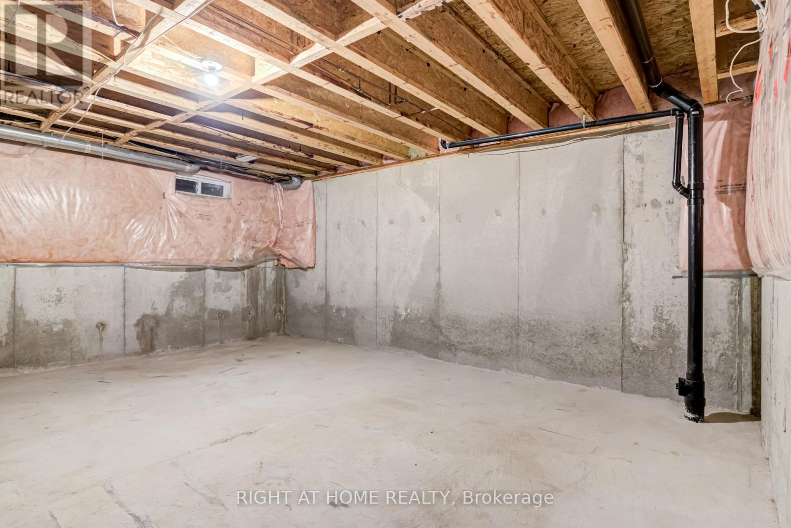 4398 Fairview Street, Burlington, Ontario  L7L 6S8 - Photo 36 - W12469631