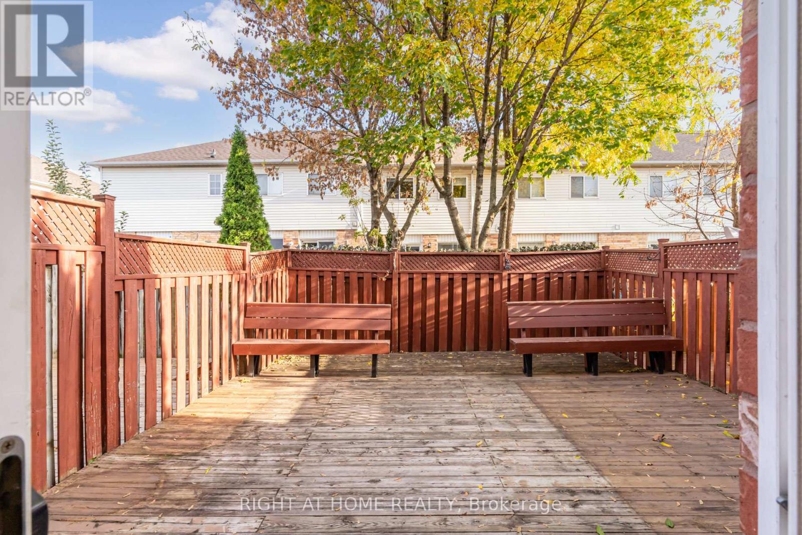 4398 Fairview Street, Burlington, Ontario  L7L 6S8 - Photo 38 - W12469631