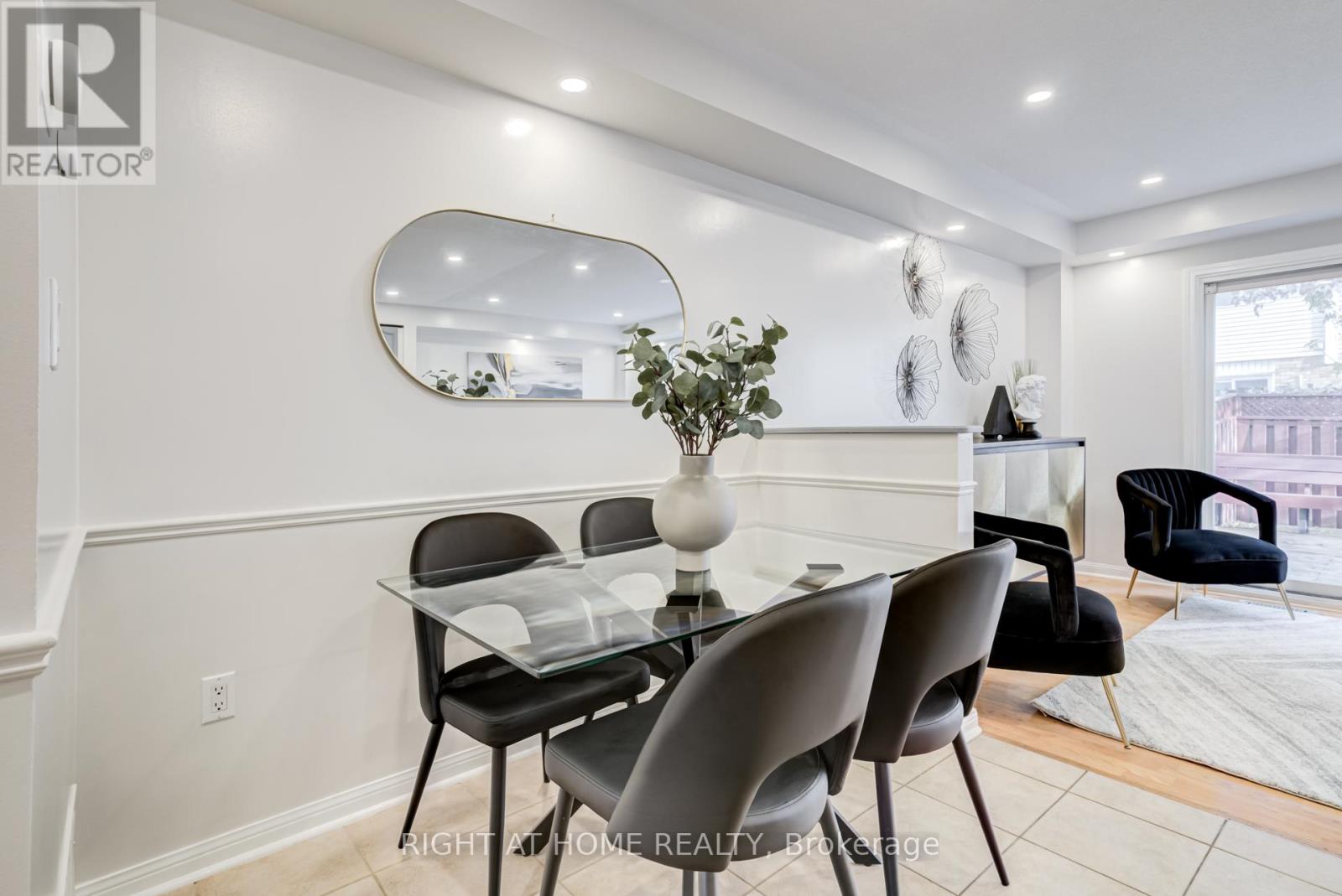 4398 Fairview Street, Burlington, Ontario  L7L 6S8 - Photo 7 - W12469631