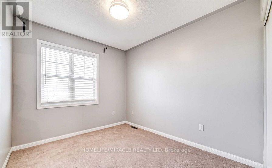 38 - 5980 Whitehorn Avenue, Mississauga, Ontario  L5A 5X2 - Photo 16 - W12469652