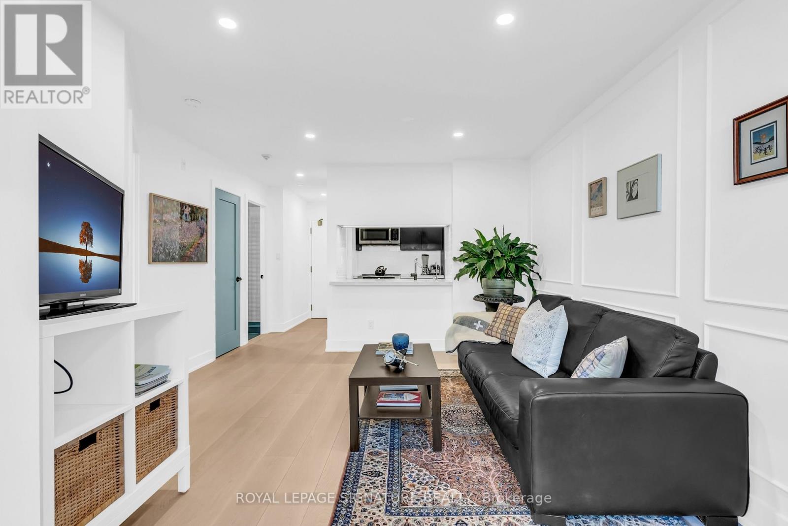 155 - 24 Southport Street, Toronto, Ontario  M6S 4Z1 - Photo 11 - W12469653