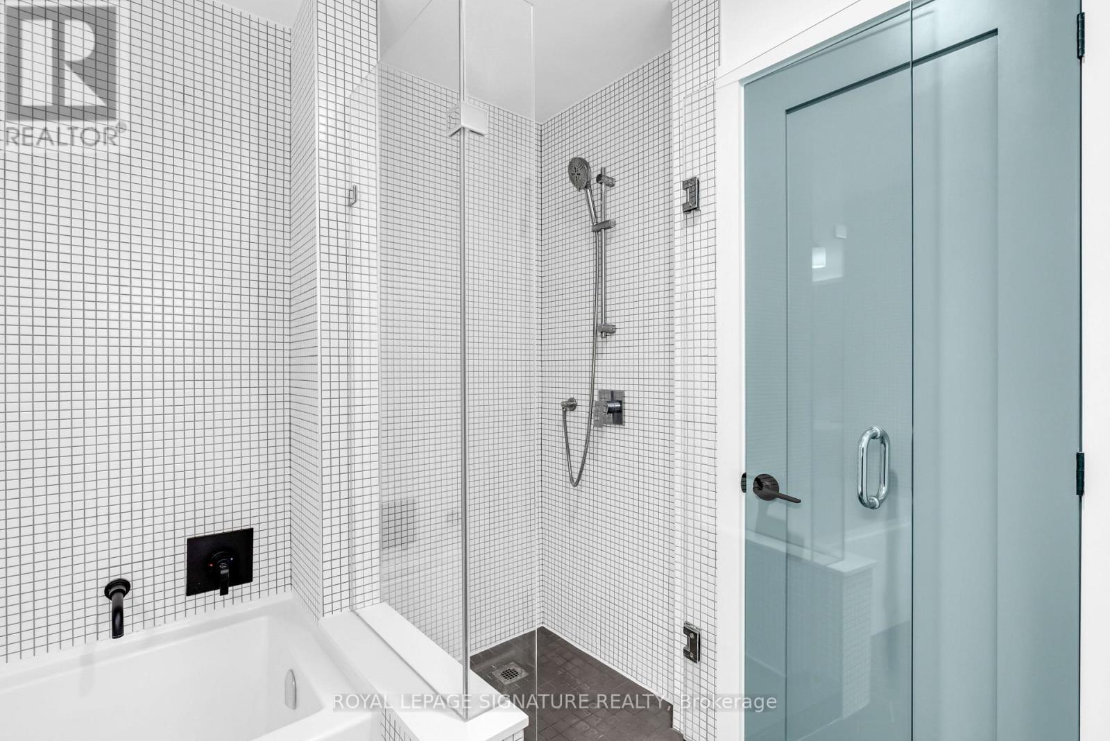 155 - 24 Southport Street, Toronto, Ontario  M6S 4Z1 - Photo 27 - W12469653