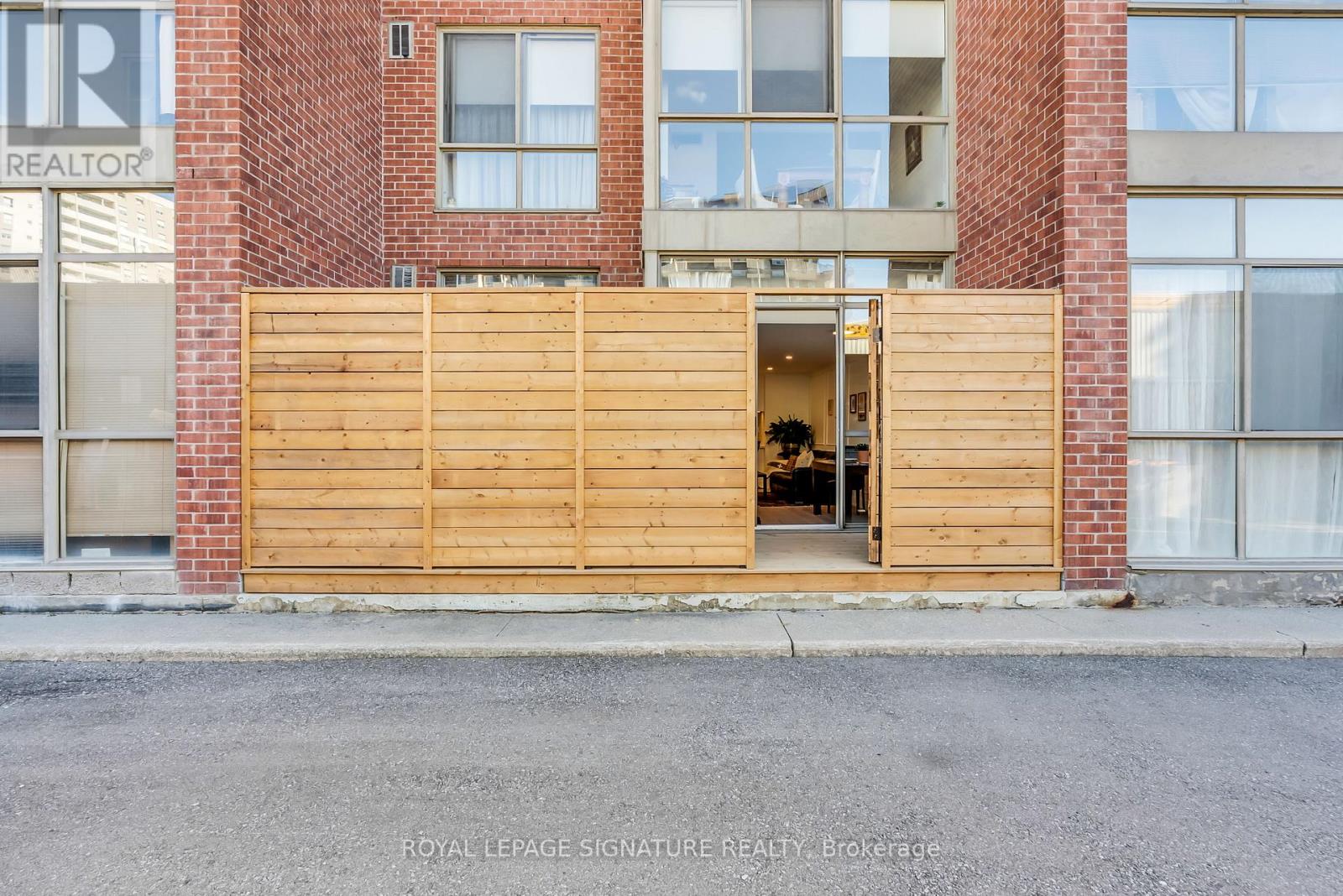 155 - 24 Southport Street, Toronto, Ontario  M6S 4Z1 - Photo 33 - W12469653