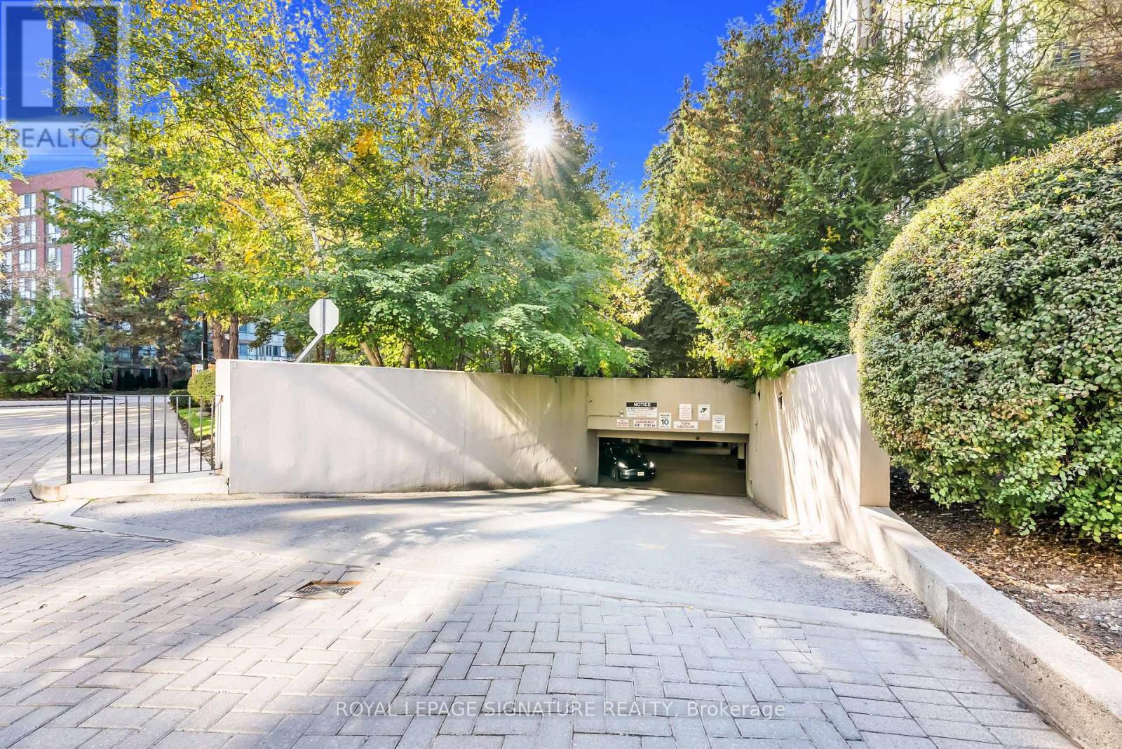 155 - 24 Southport Street, Toronto, Ontario  M6S 4Z1 - Photo 49 - W12469653