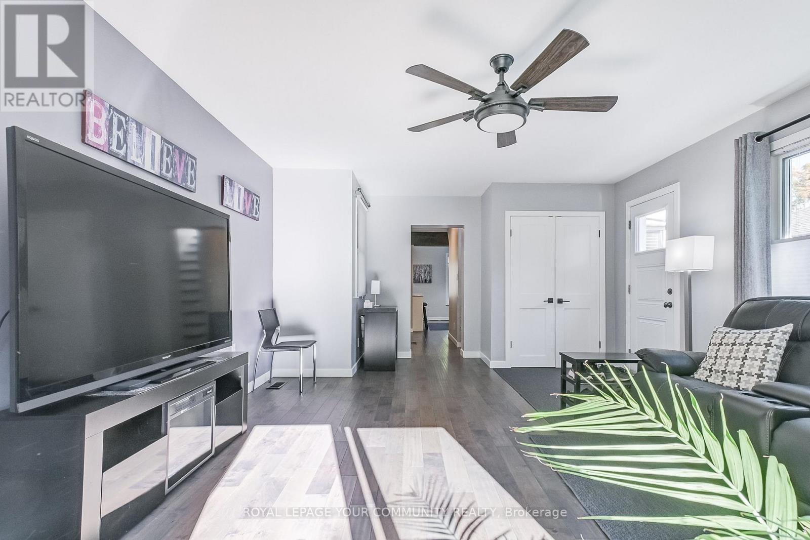 93 Gair Drive, Toronto, Ontario  M8W 4P9 - Photo 25 - W12469667