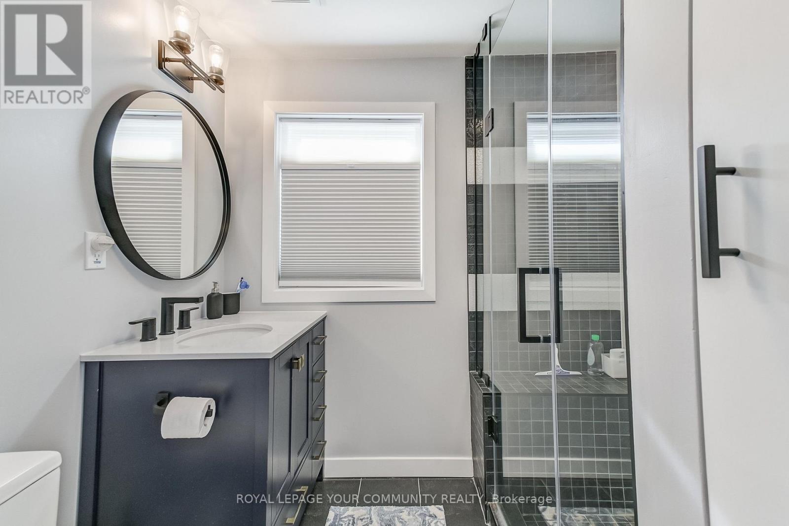 93 Gair Drive, Toronto, Ontario  M8W 4P9 - Photo 28 - W12469667
