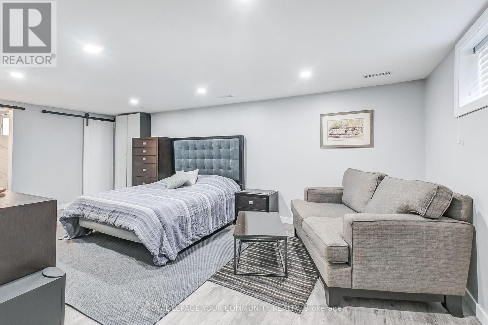 93 Gair Drive, Toronto, Ontario  M8W 4P9 - Photo 31 - W12469667