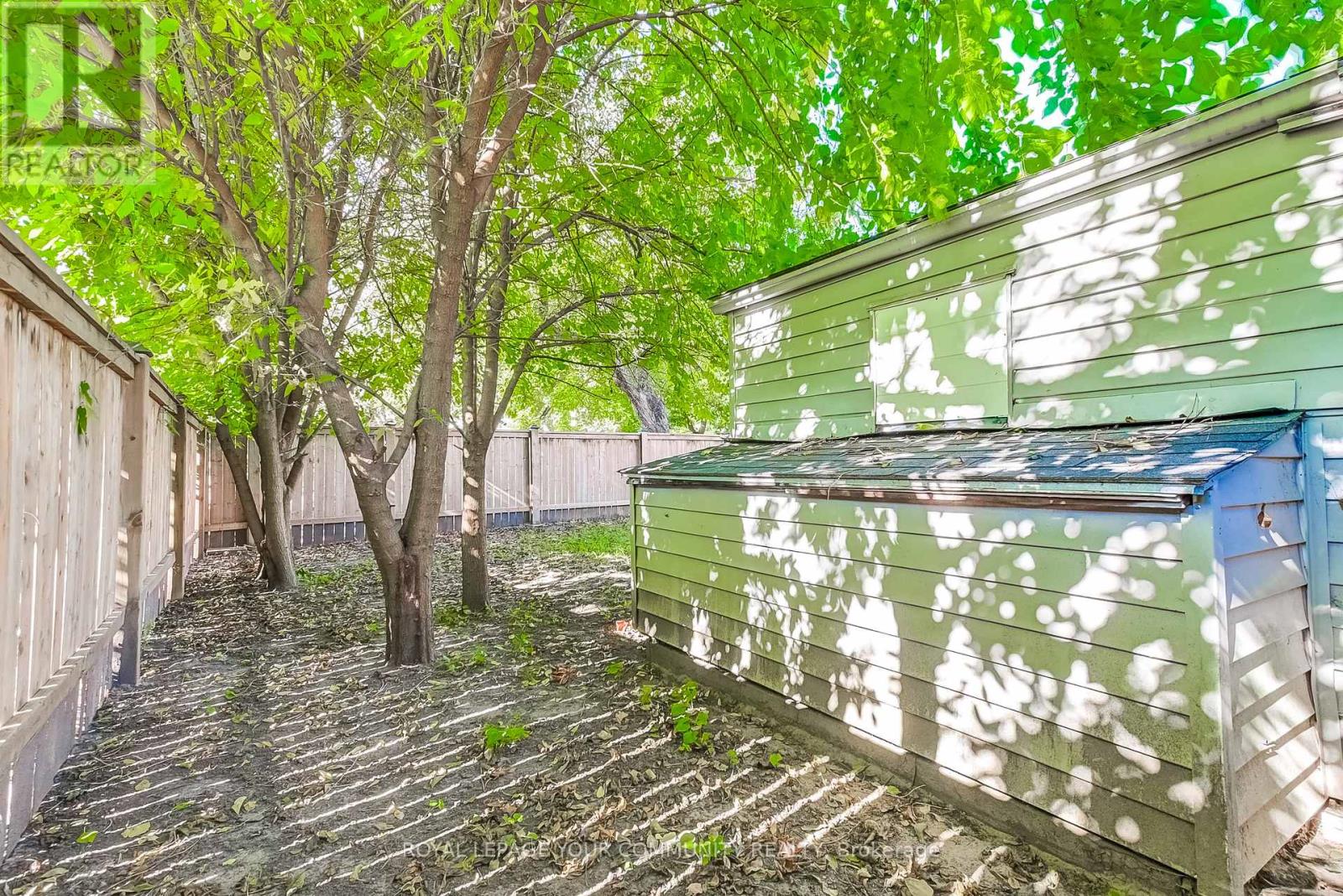 93 Gair Drive, Toronto, Ontario  M8W 4P9 - Photo 37 - W12469667