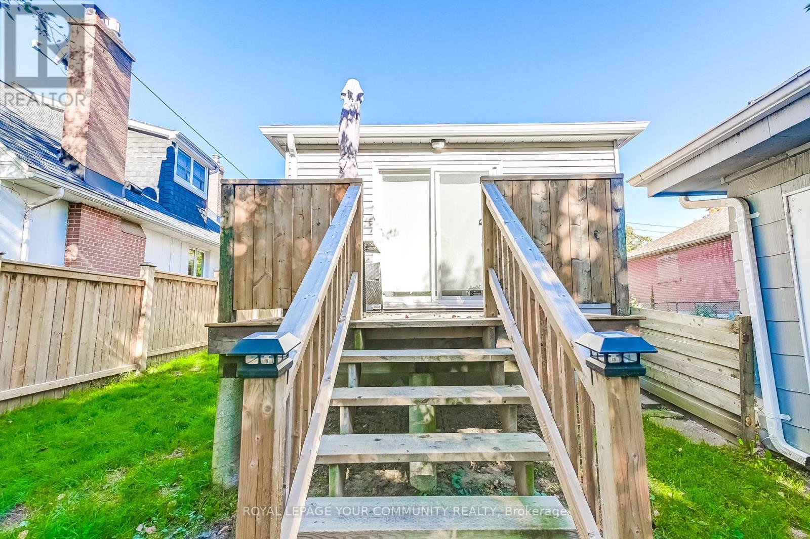 93 Gair Drive, Toronto, Ontario  M8W 4P9 - Photo 40 - W12469667