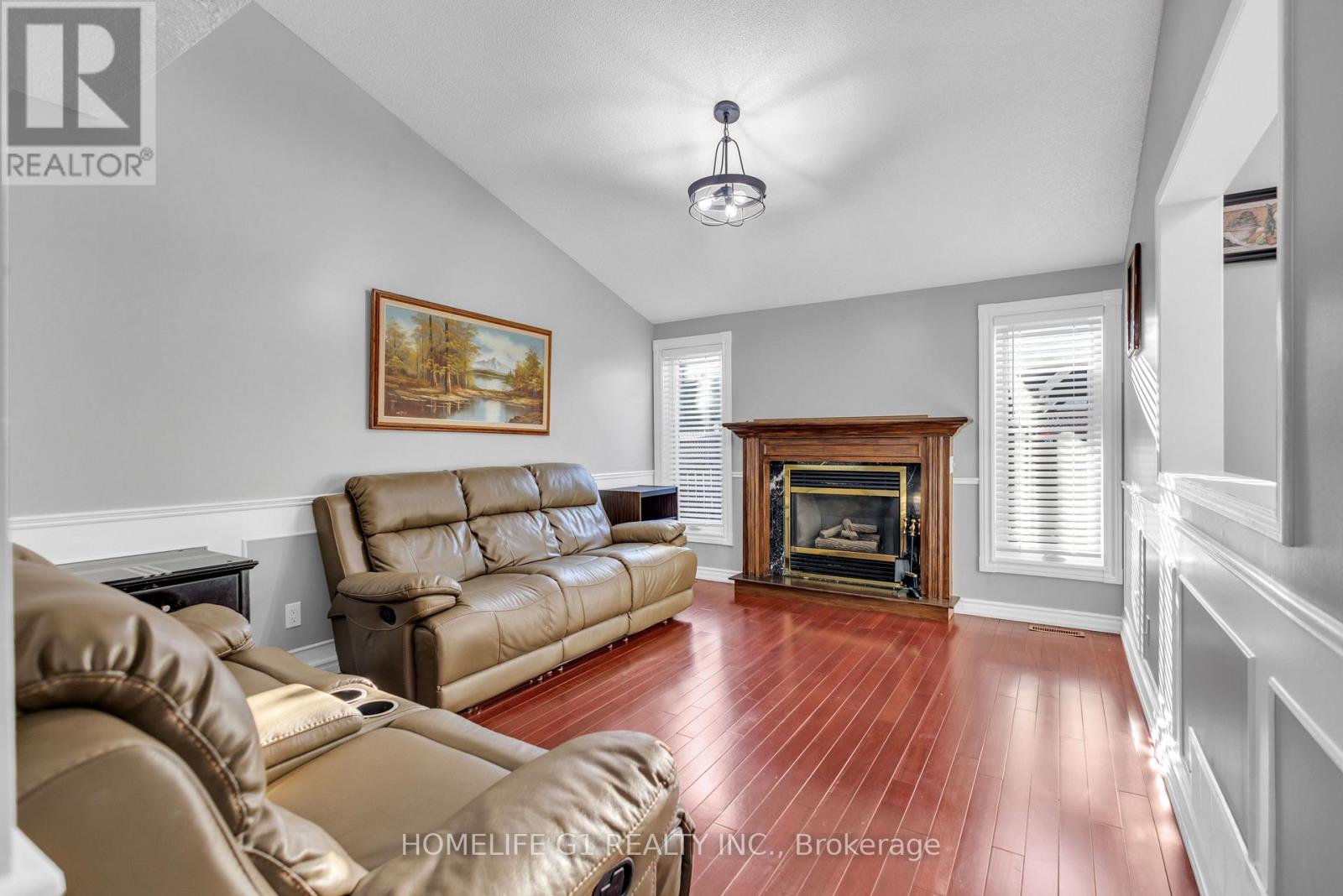 51 Rocky Mountain Crescent, Brampton, Ontario  L6R 1E7 - Photo 15 - W12469670