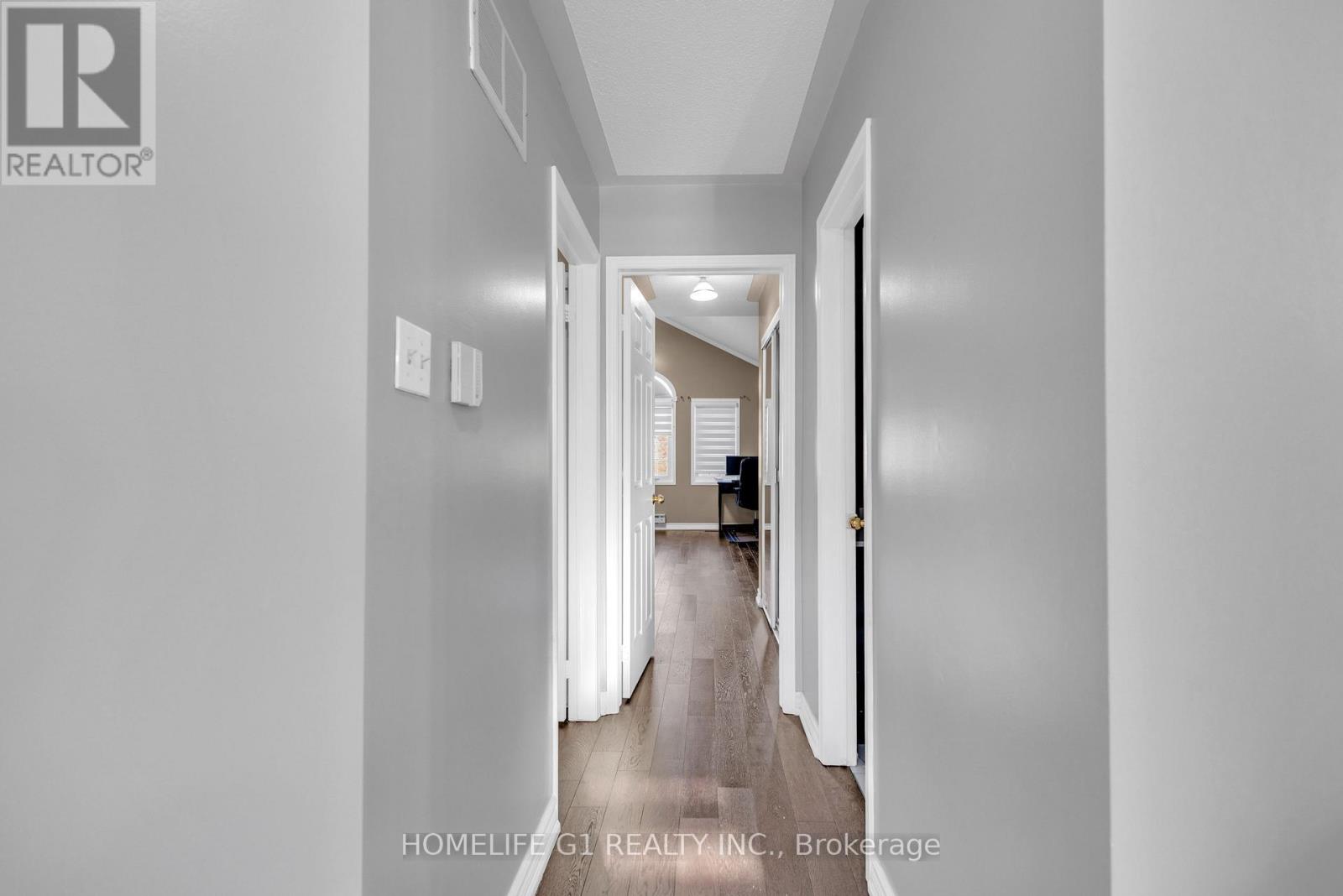 51 Rocky Mountain Crescent, Brampton, Ontario  L6R 1E7 - Photo 26 - W12469670