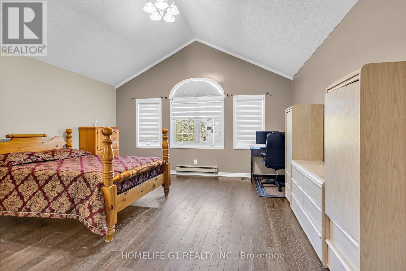 51 Rocky Mountain Crescent, Brampton, Ontario  L6R 1E7 - Photo 29 - W12469670