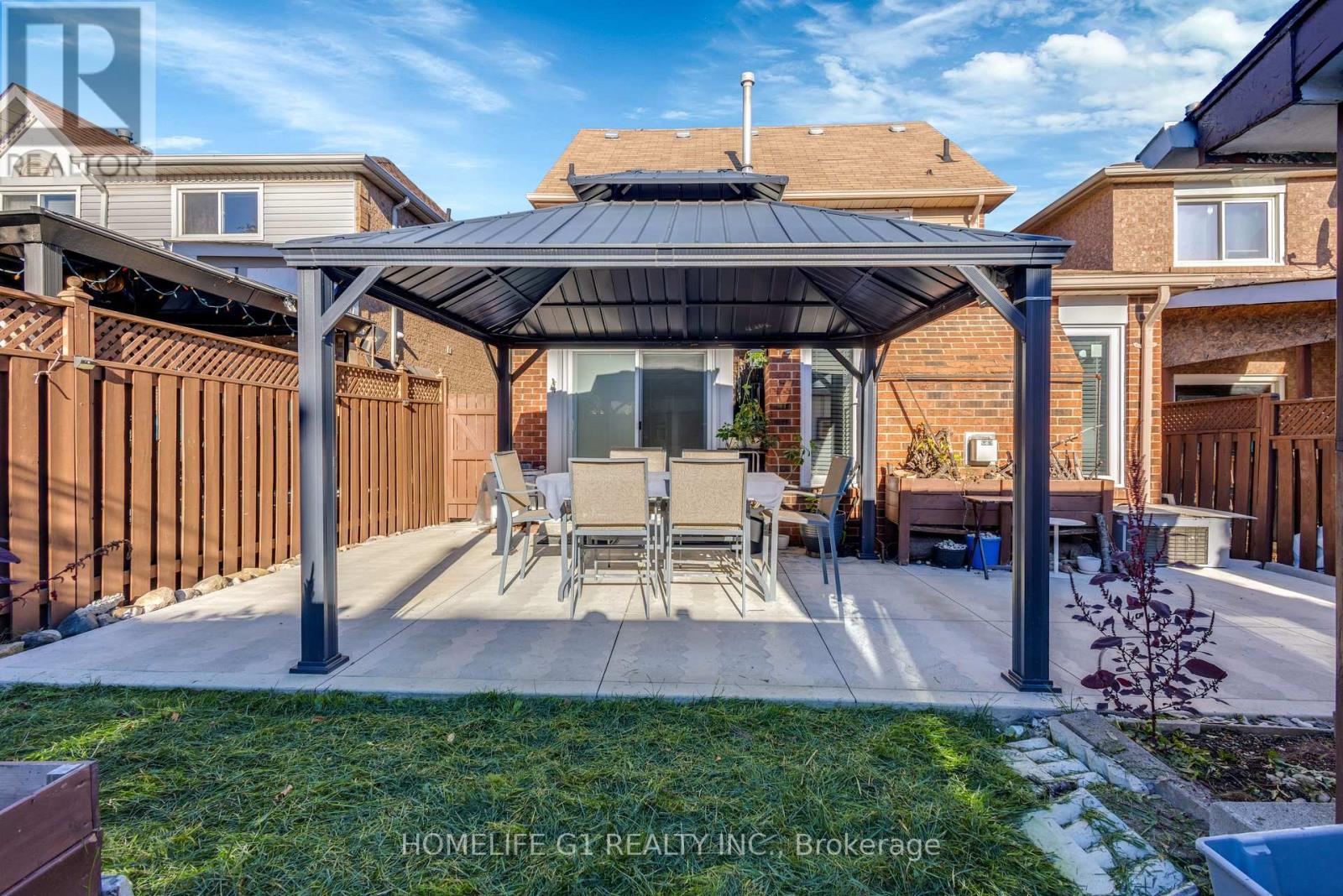 51 Rocky Mountain Crescent, Brampton, Ontario  L6R 1E7 - Photo 42 - W12469670