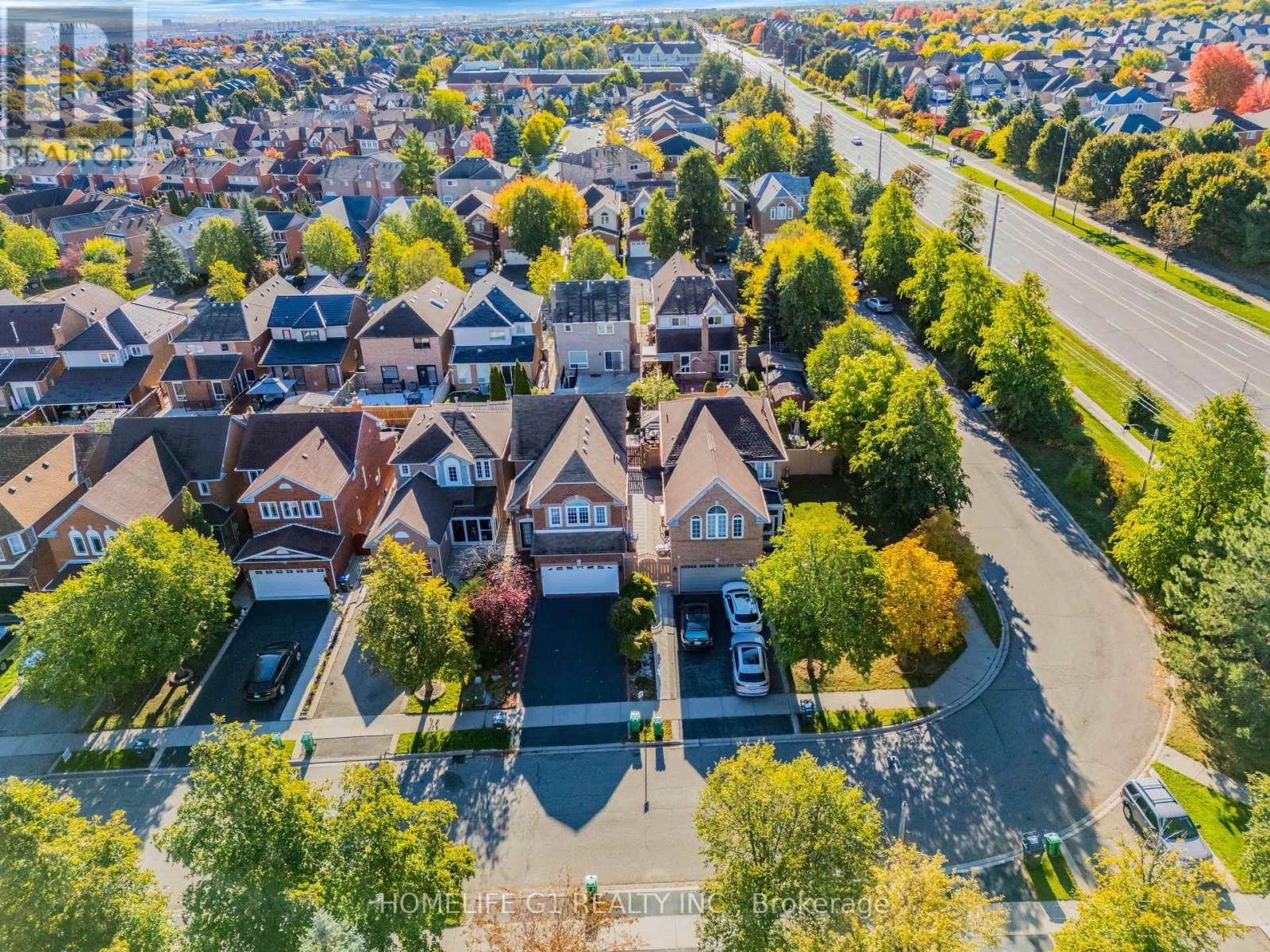 51 Rocky Mountain Crescent, Brampton, Ontario  L6R 1E7 - Photo 44 - W12469670