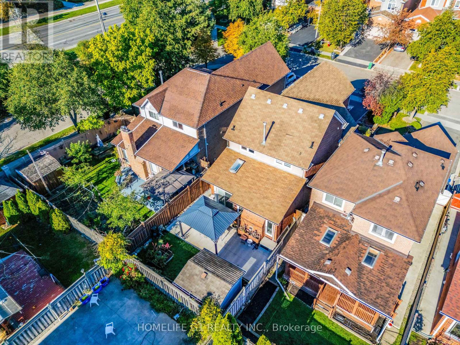 51 Rocky Mountain Crescent, Brampton, Ontario  L6R 1E7 - Photo 49 - W12469670