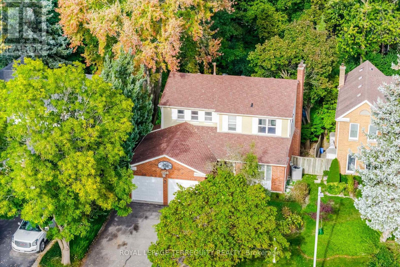 4085 Wheelwright Crescent, Mississauga, Ontario  L5L 2X3 - Photo 2 - W12469673