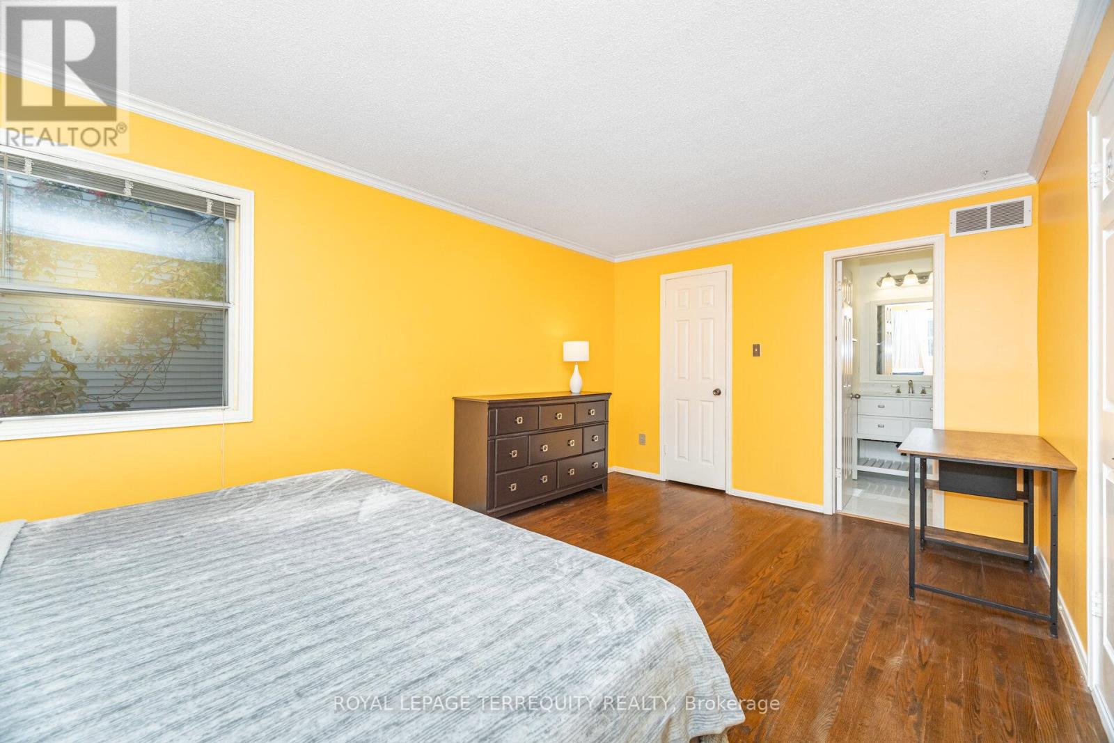 4085 Wheelwright Crescent, Mississauga, Ontario  L5L 2X3 - Photo 22 - W12469673