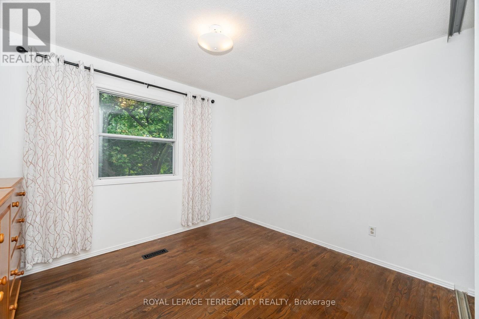 4085 Wheelwright Crescent, Mississauga, Ontario  L5L 2X3 - Photo 30 - W12469673