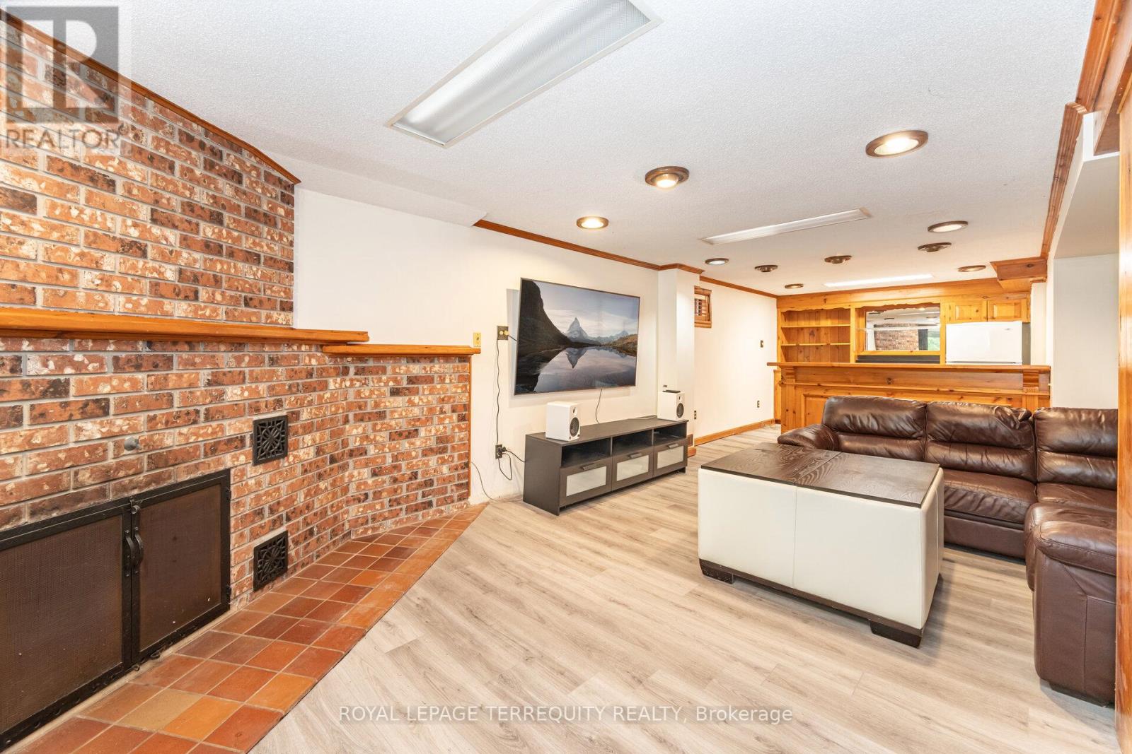 4085 Wheelwright Crescent, Mississauga, Ontario  L5L 2X3 - Photo 35 - W12469673