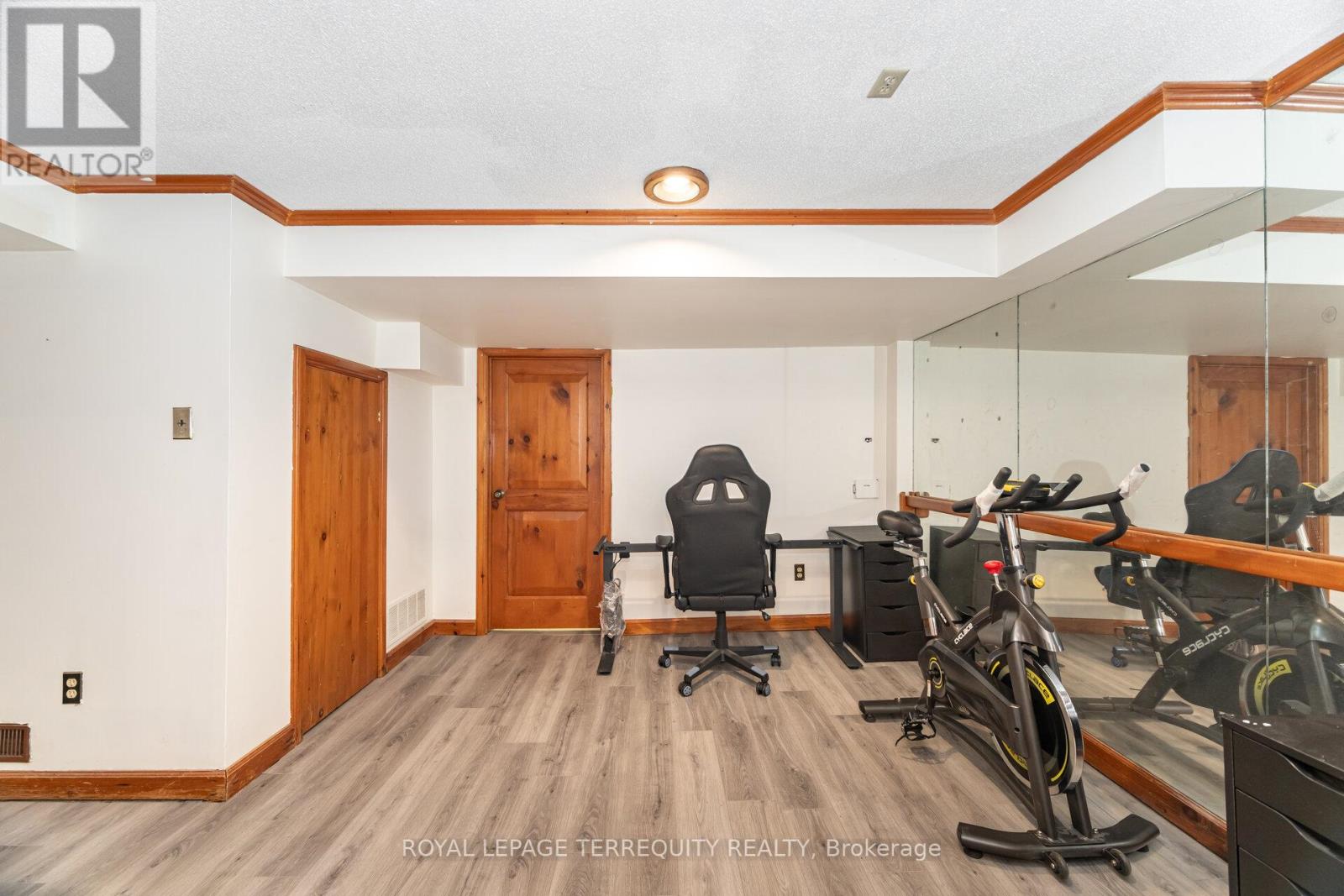 4085 Wheelwright Crescent, Mississauga, Ontario  L5L 2X3 - Photo 39 - W12469673