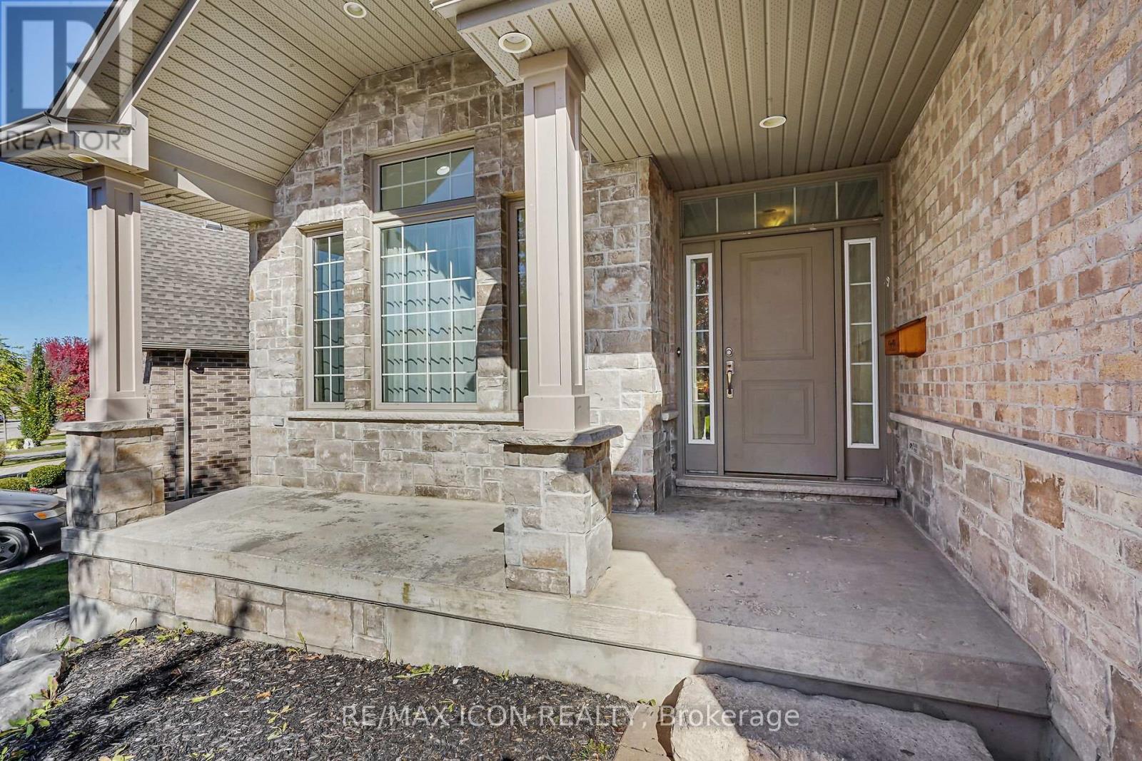 1734 Tigerlily Road, London South, Ontario  N6K 0A3 - Photo 3 - X12469682
