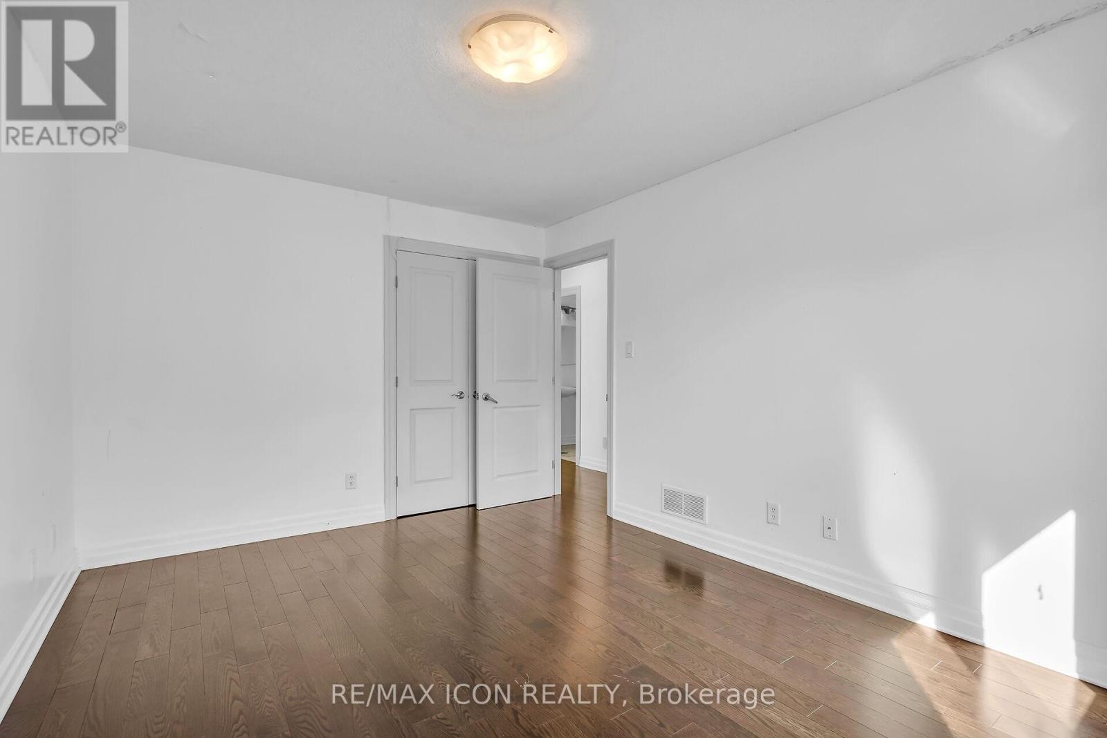 1734 Tigerlily Road, London South, Ontario  N6K 0A3 - Photo 32 - X12469682