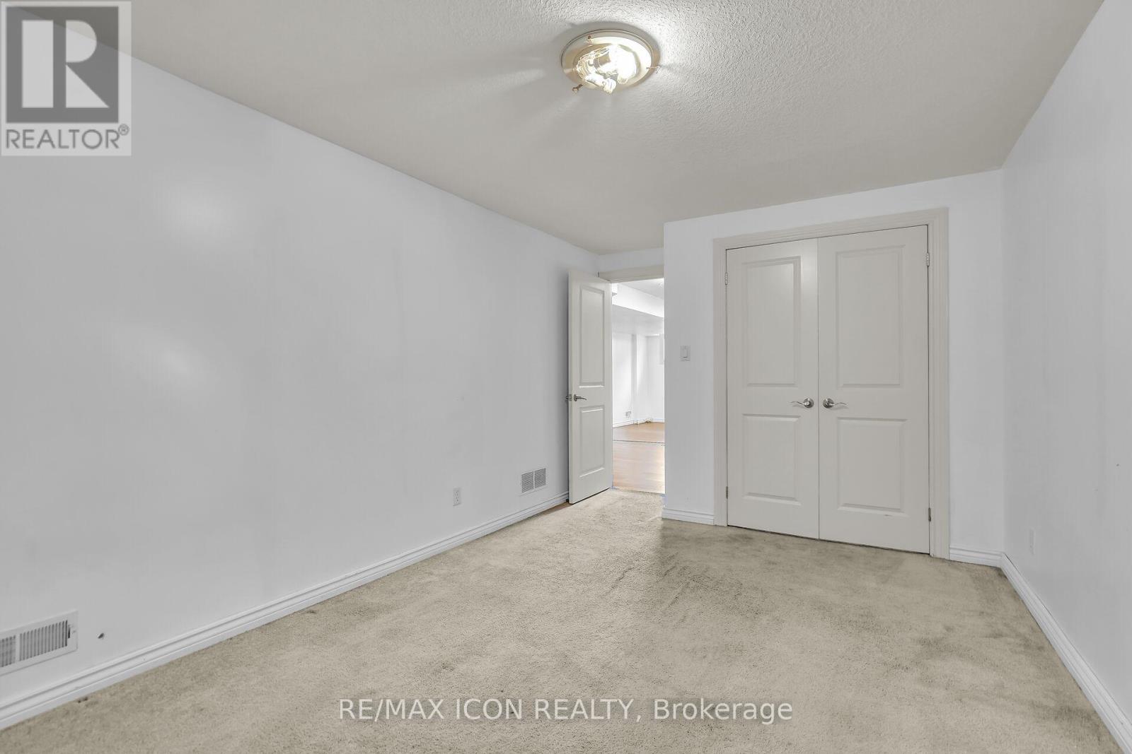 1734 Tigerlily Road, London South, Ontario  N6K 0A3 - Photo 39 - X12469682