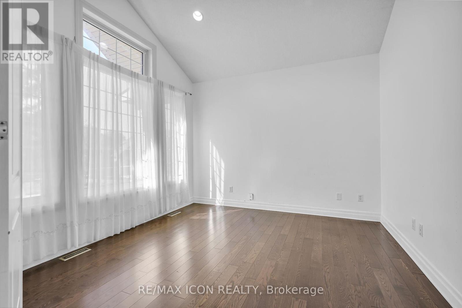 1734 Tigerlily Road, London South, Ontario  N6K 0A3 - Photo 7 - X12469682