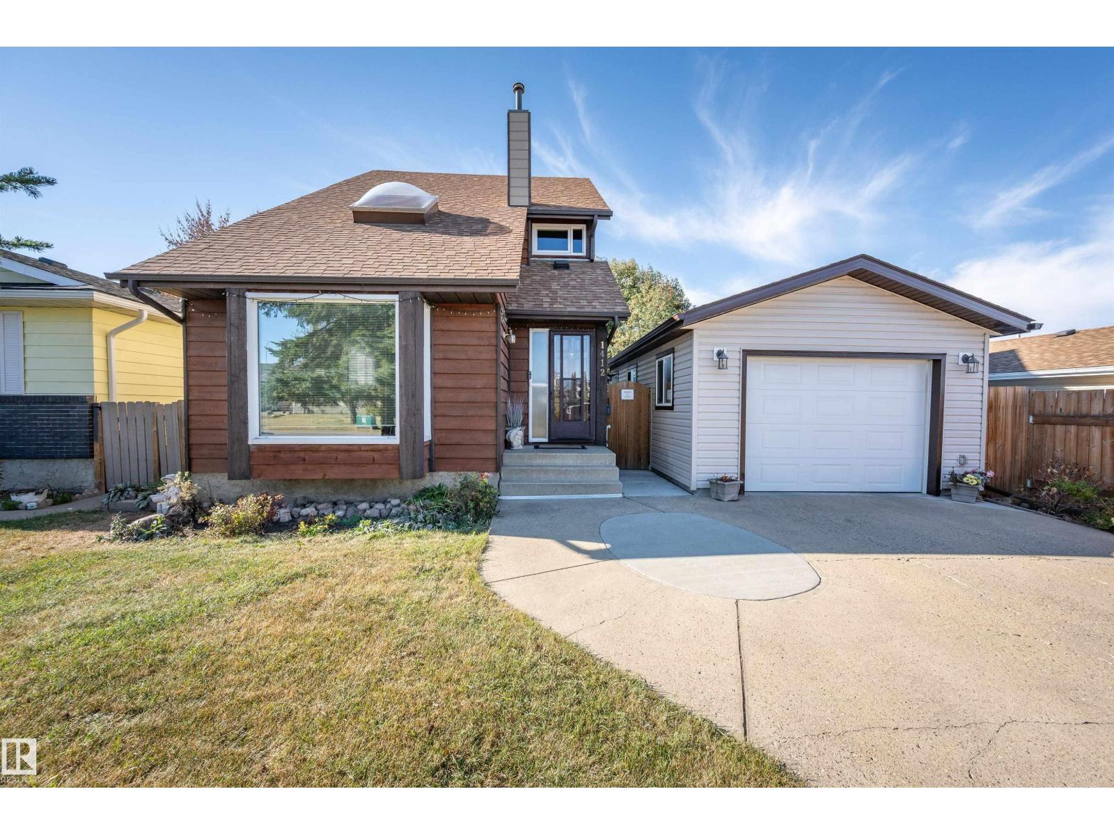 1412 35 St Nw, Edmonton, Alberta  T6L 3E8 - Photo 2 - E4462635